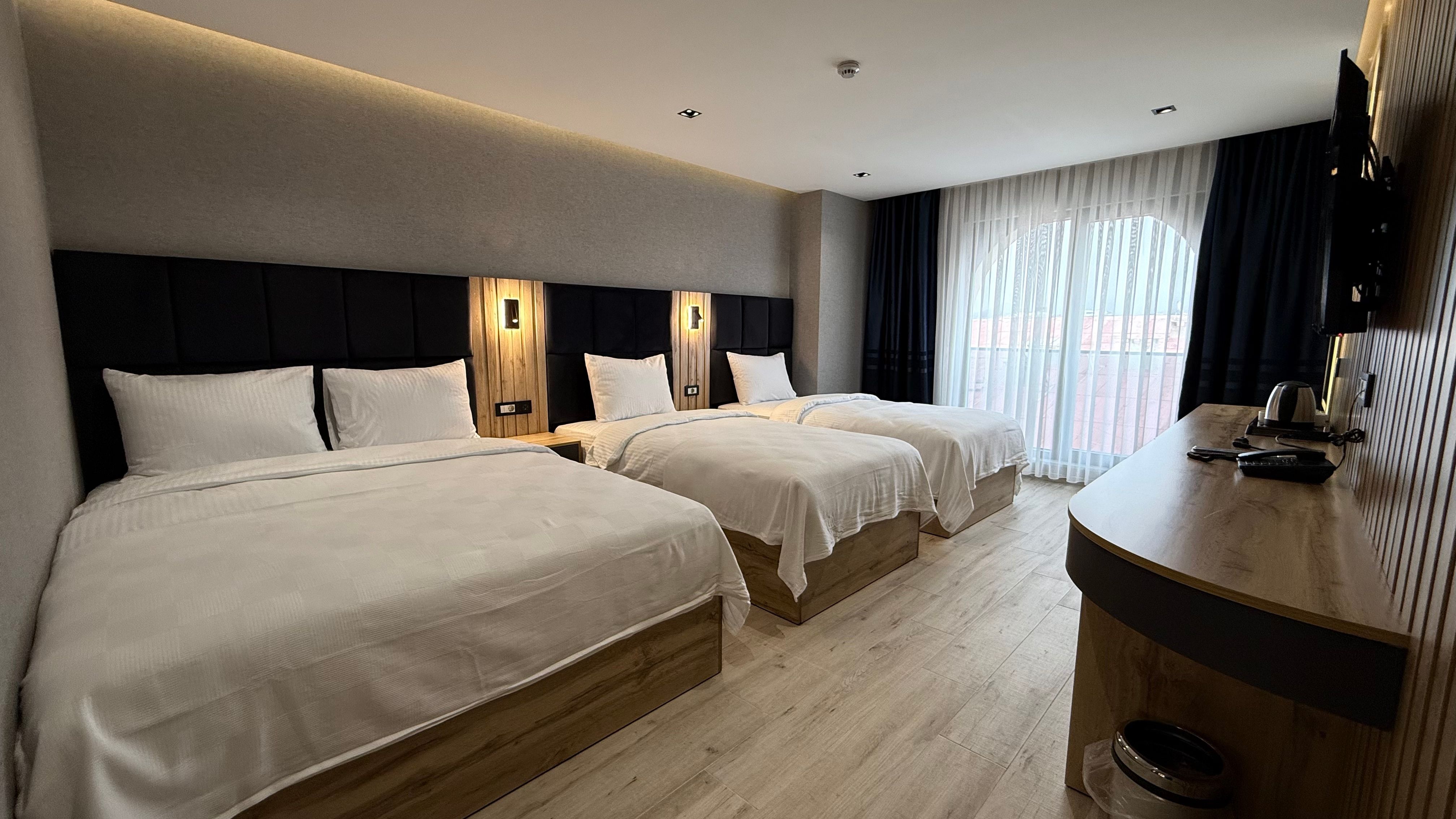 Double or Twin Deluxe Two Bedroom