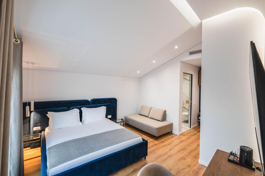 Suite Superior with Balcony