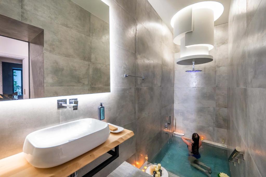 Family Room Three Beds