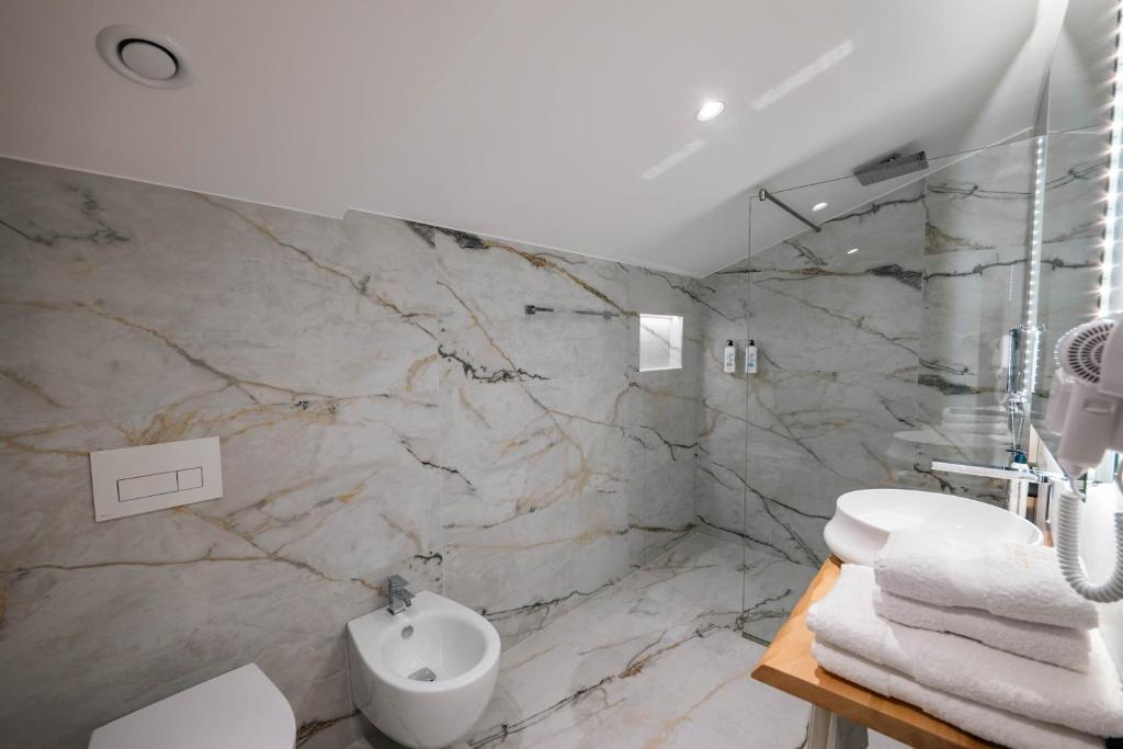 Suite Deluxe with Balcony