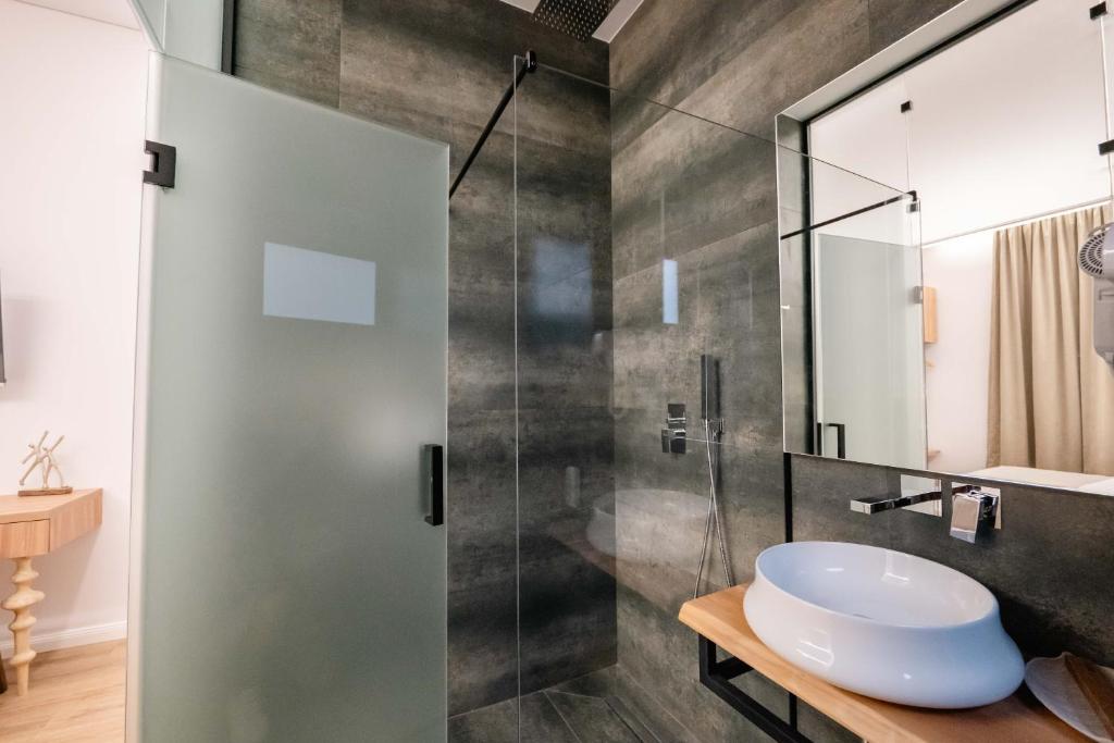 Double or Twin Deluxe