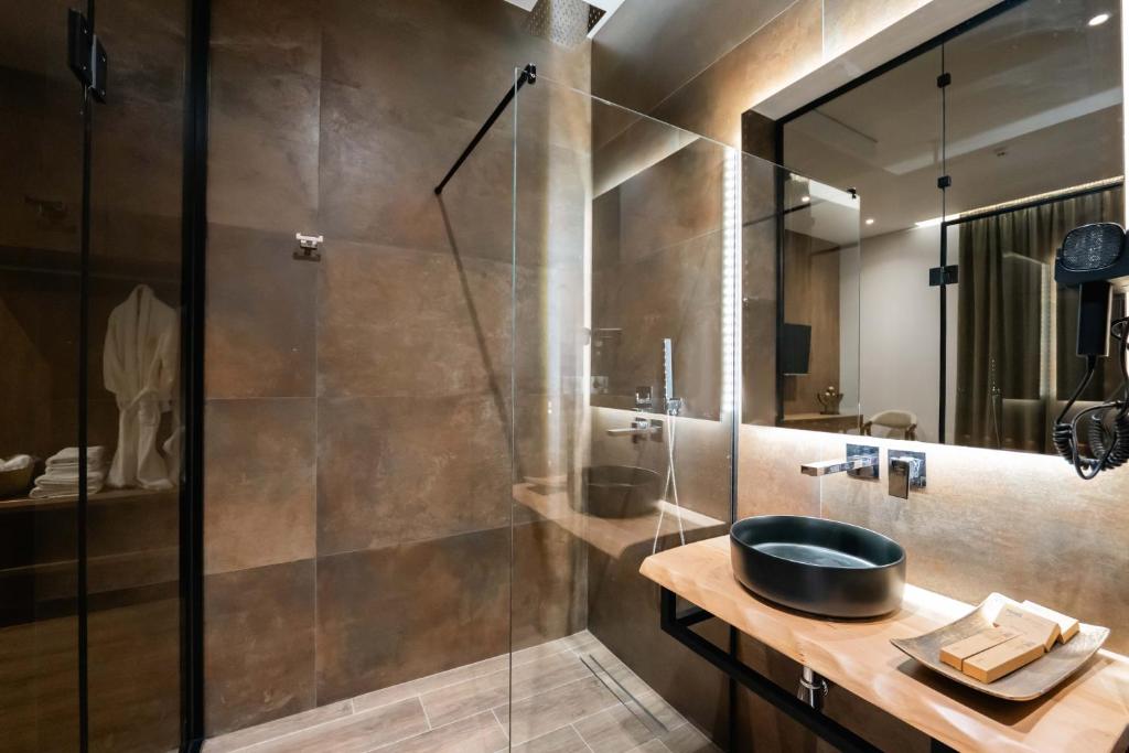 Double or Twin Deluxe