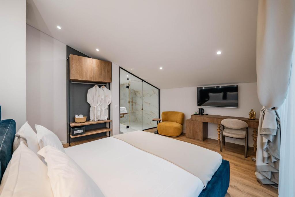 Double with Balcony with Views