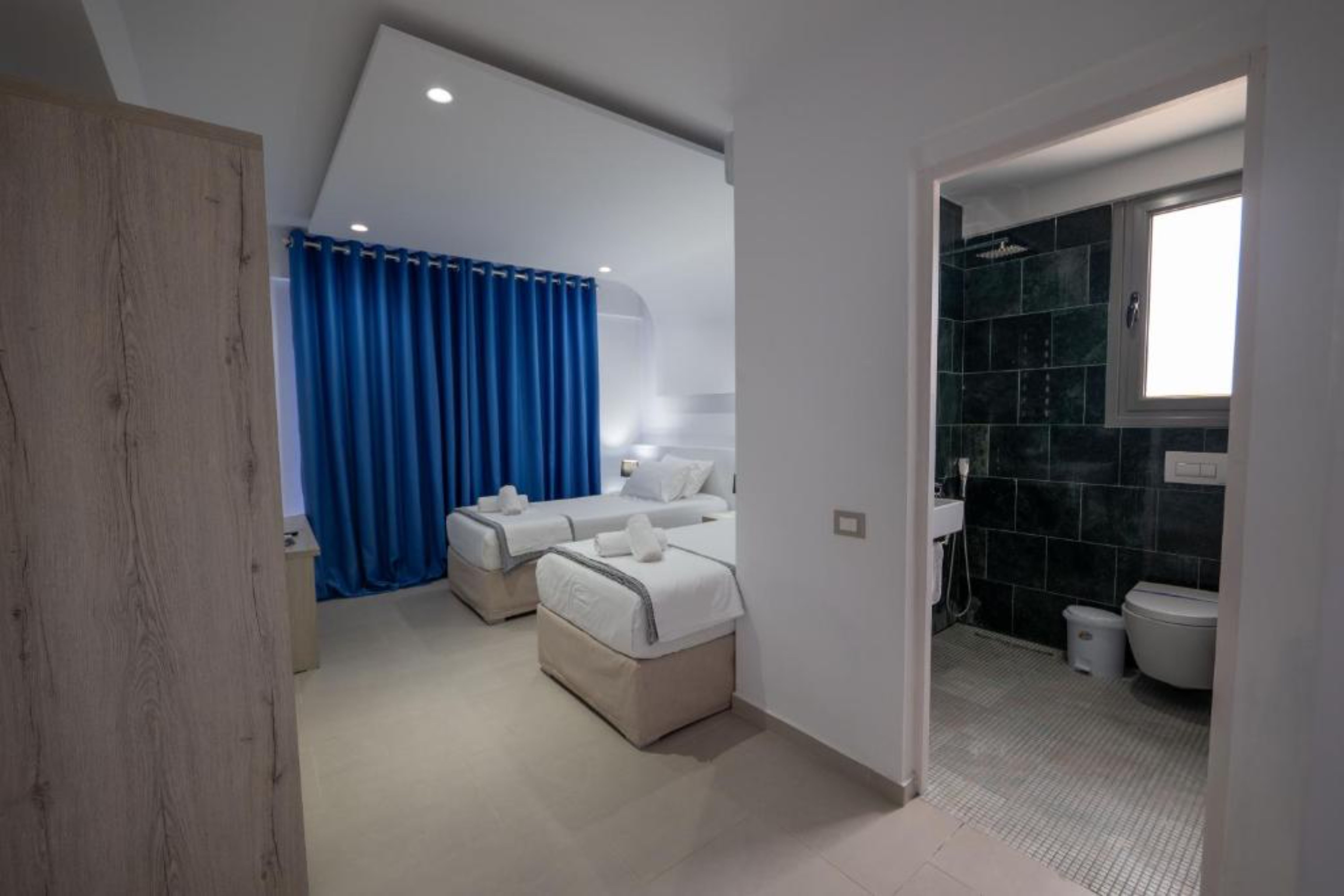 Double or Twin Sea View