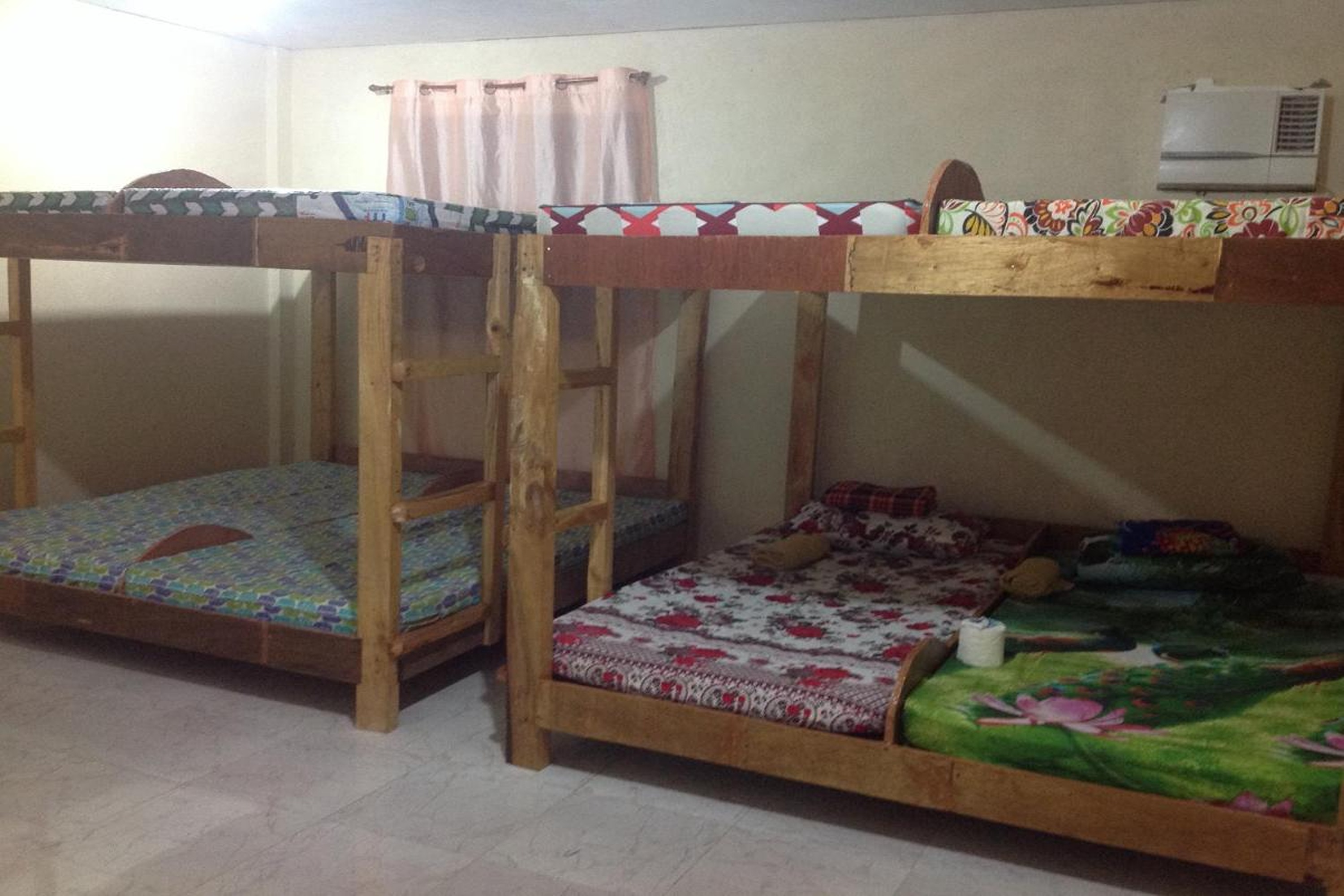 Family Room Capacity 8