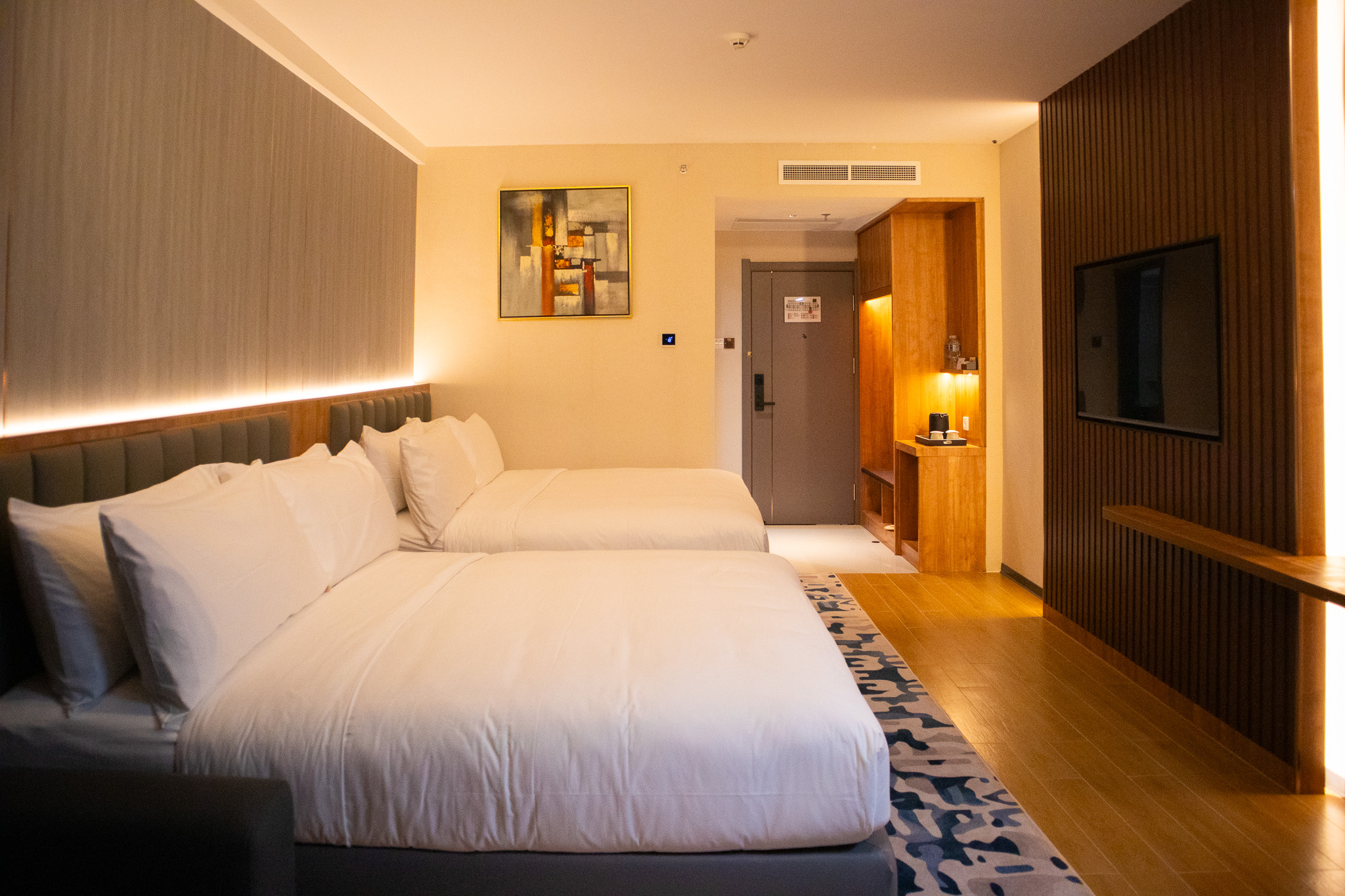 Quadruple Deluxe Executive