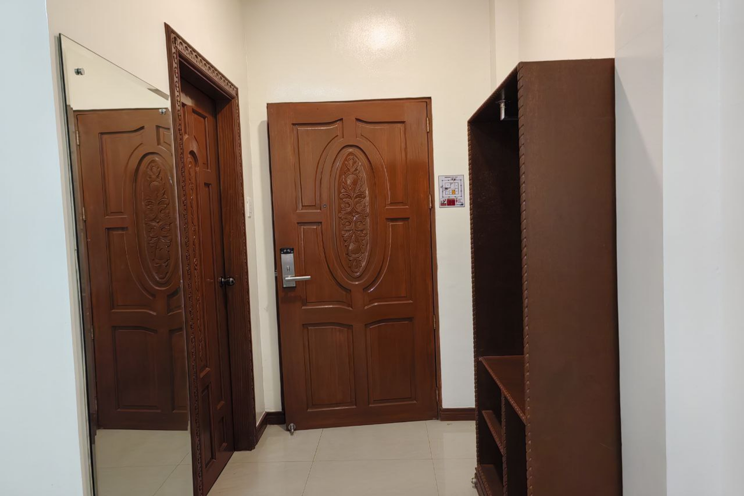 Triple Deluxe Queen Bed