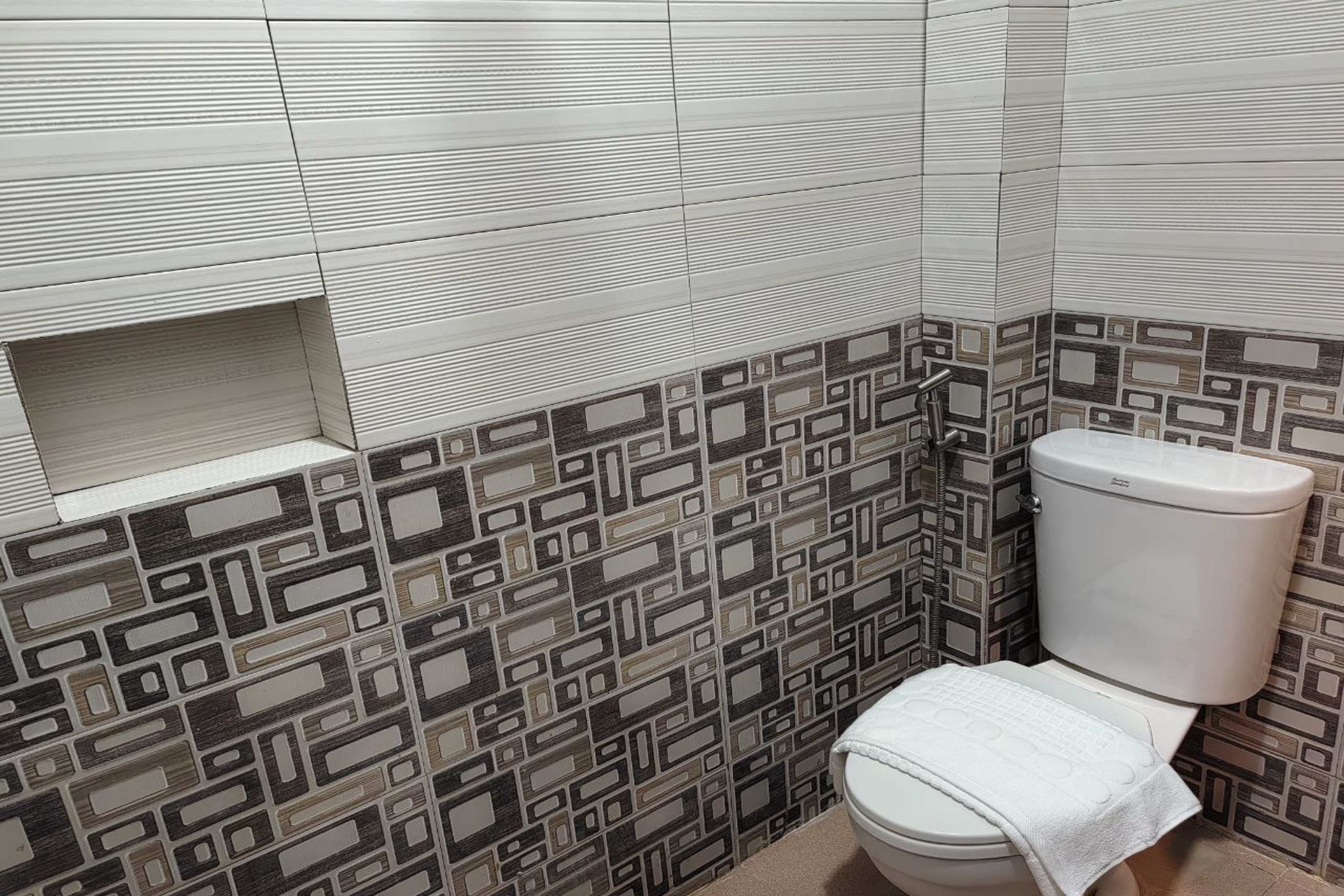 Triple Deluxe Queen Bed