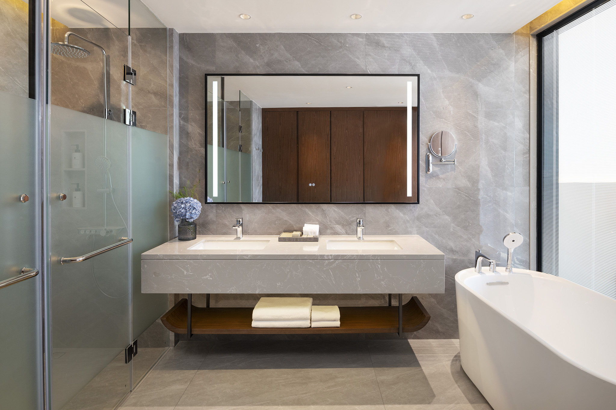 Suite Executive City View