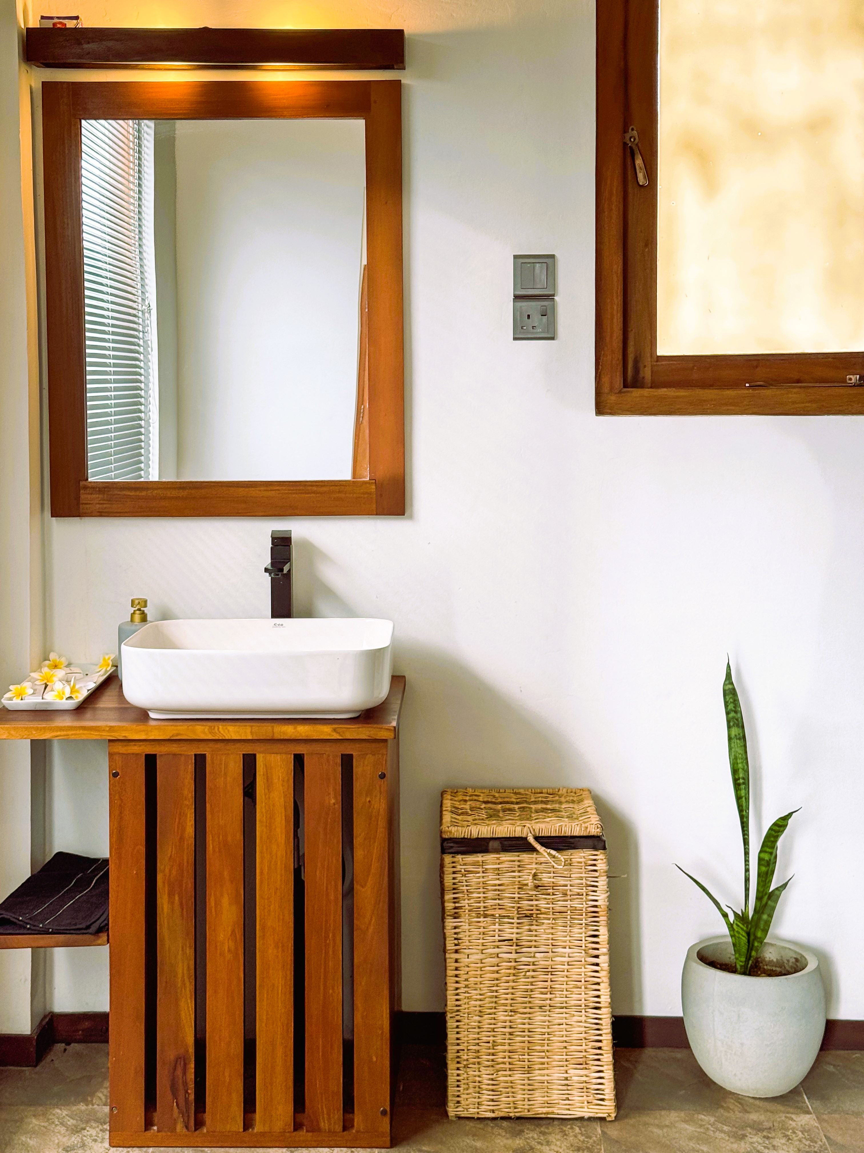 Double Deluxe Mountain View