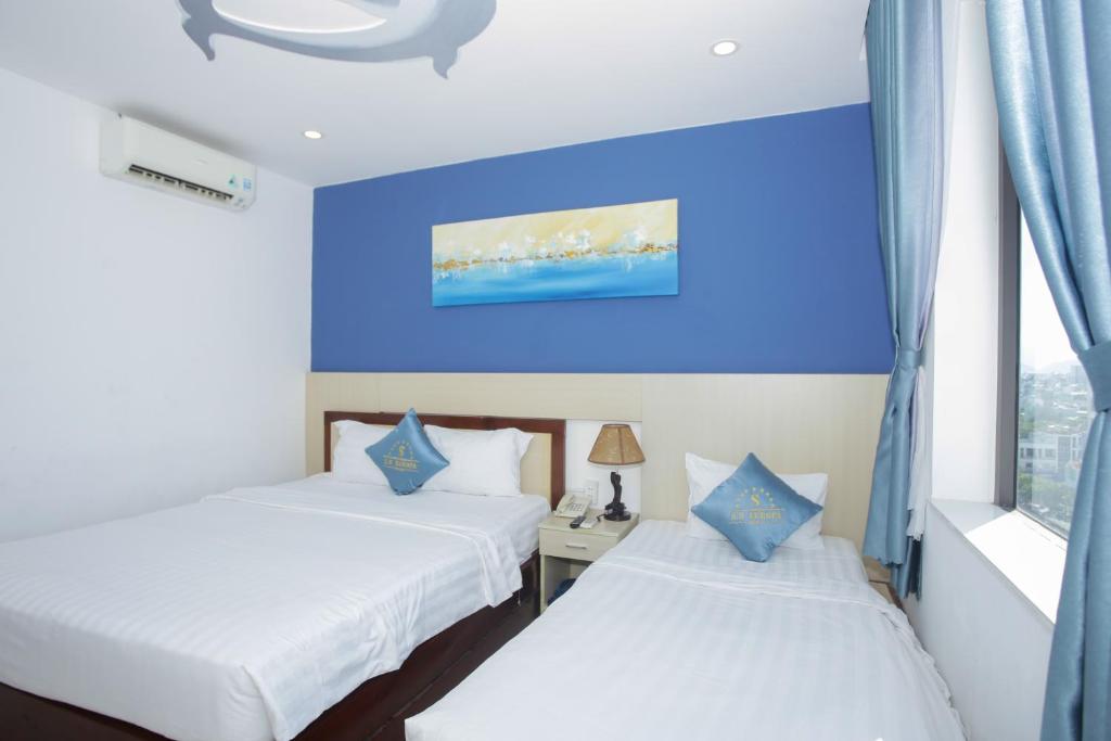 Triple Deluxe City View