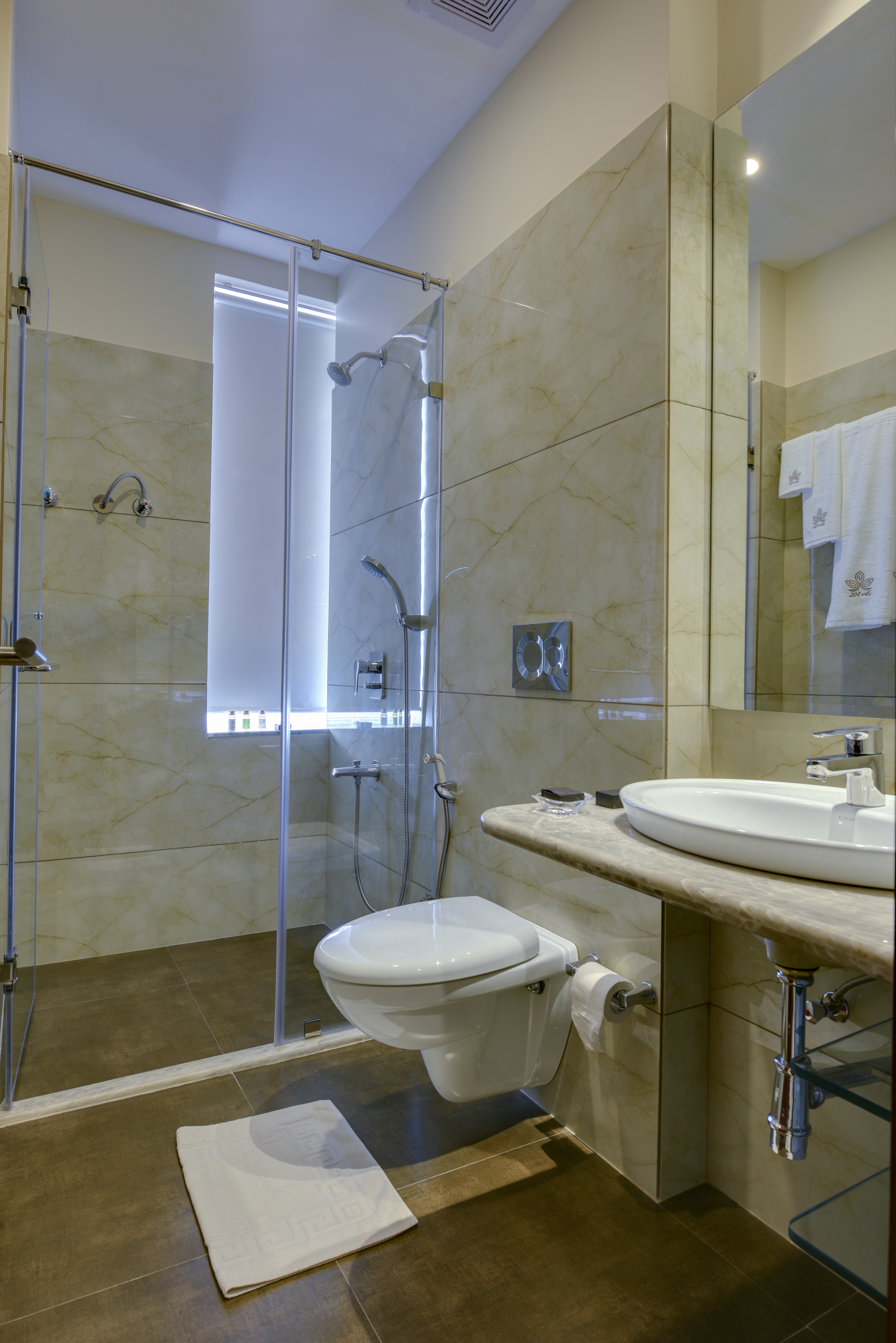 Double or Twin Deluxe