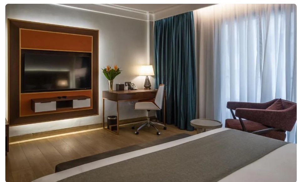 Double Superior King Bed