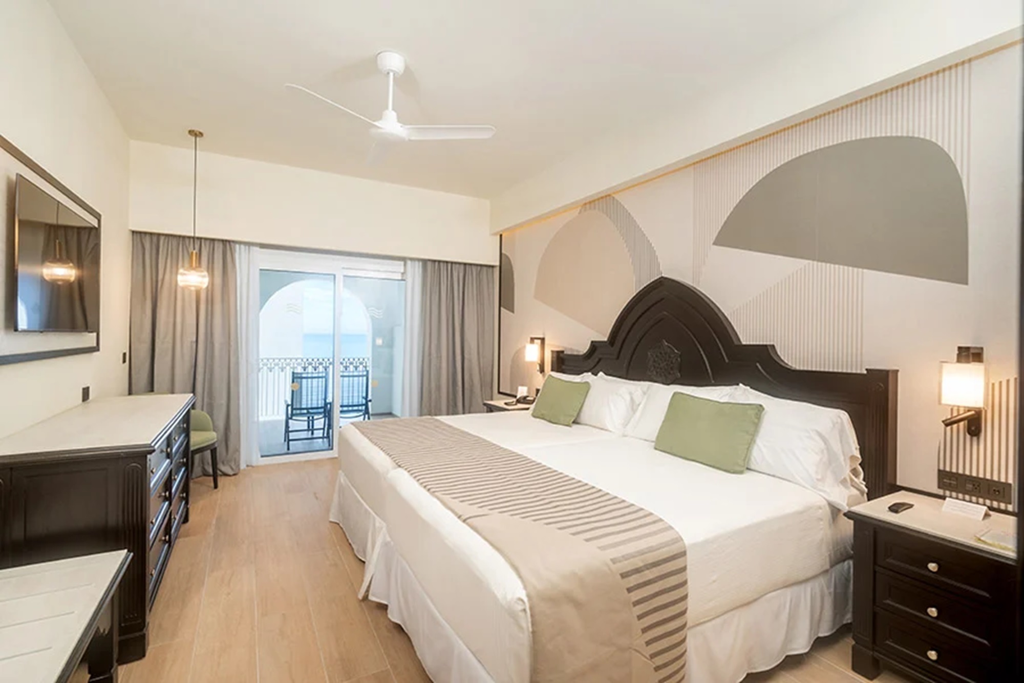 Suite Partial Ocean View Two Bedrooms