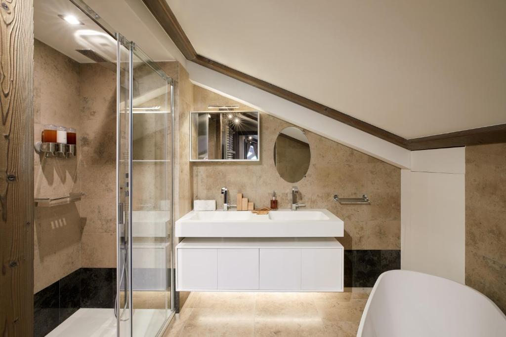 Apartment Three Bedrooms