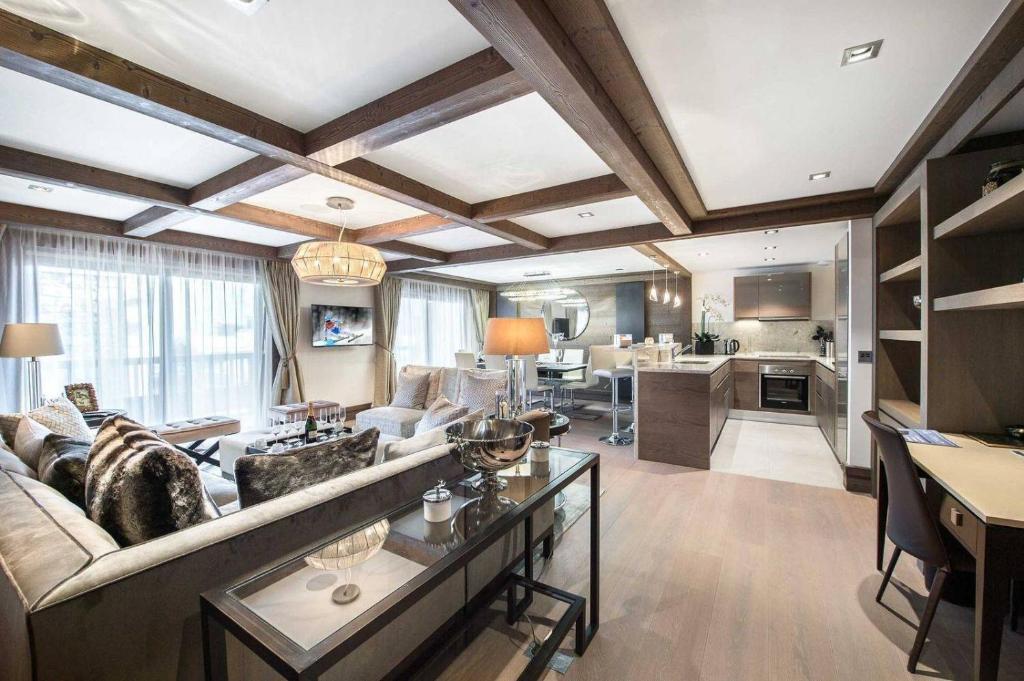 Apartment Capacity 6 Three Bedroom