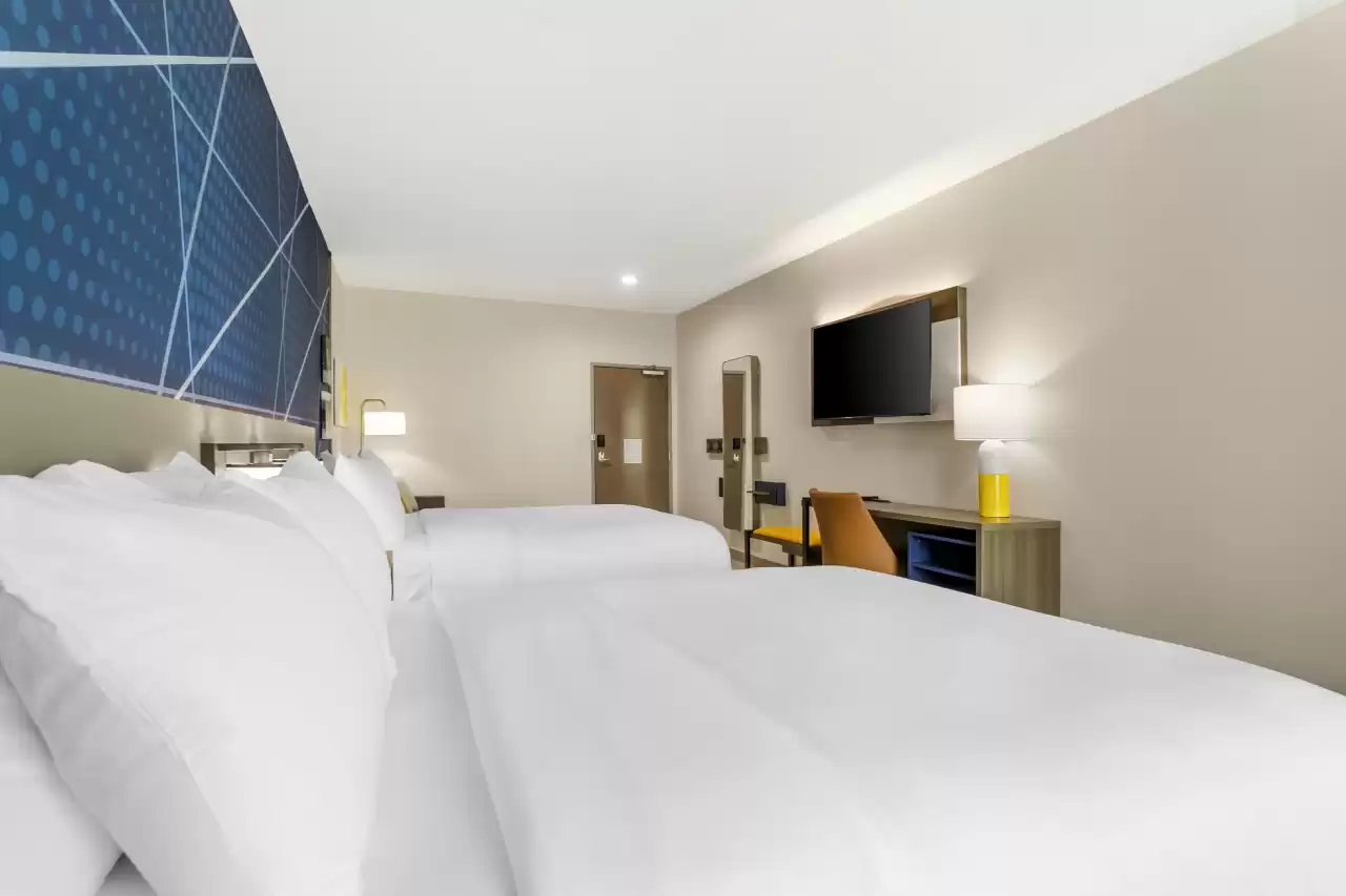 Suite Two Queen Beds