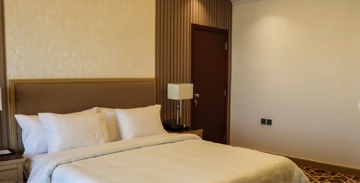 Junior Suite King Size Bed