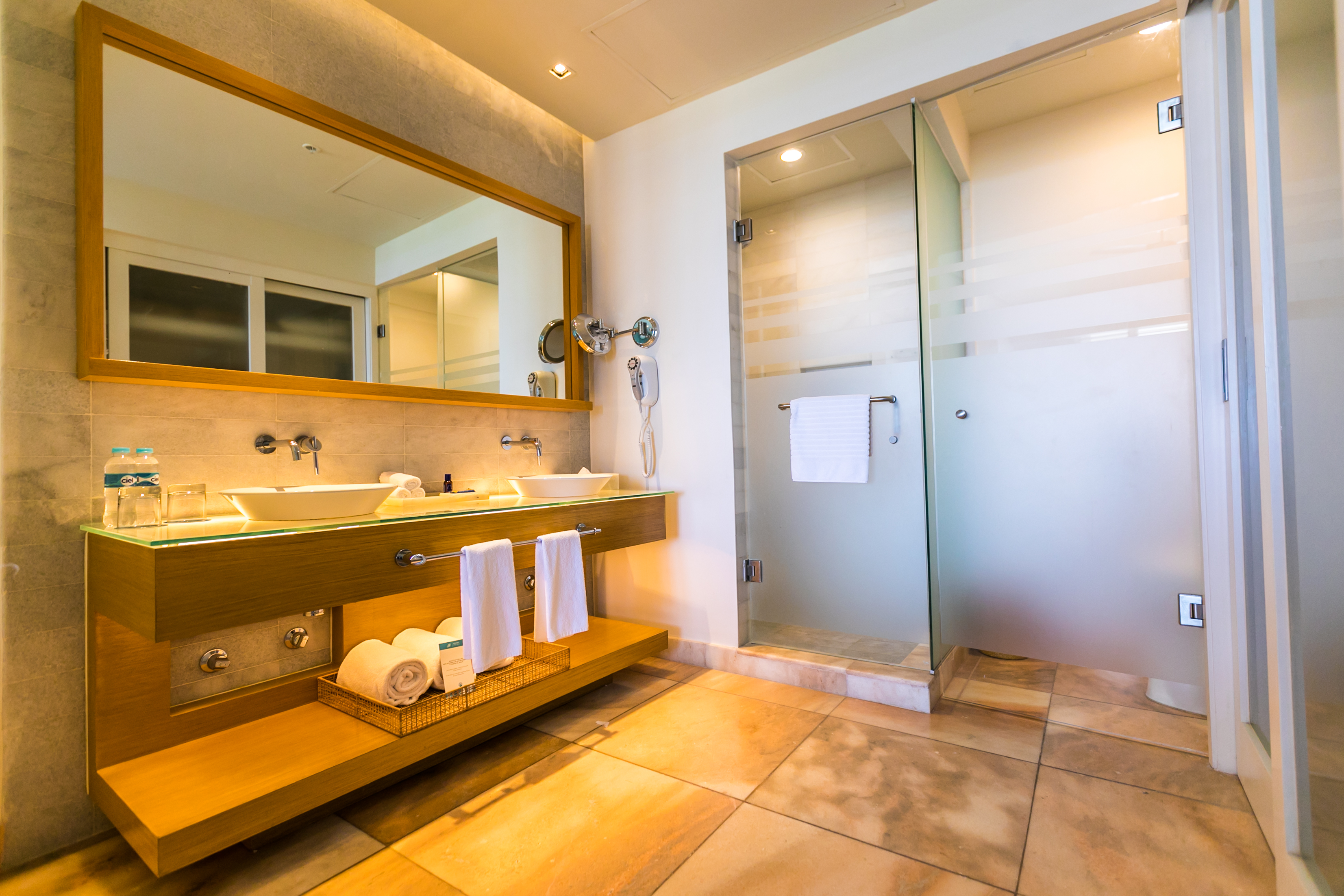 Double Superior King Bed