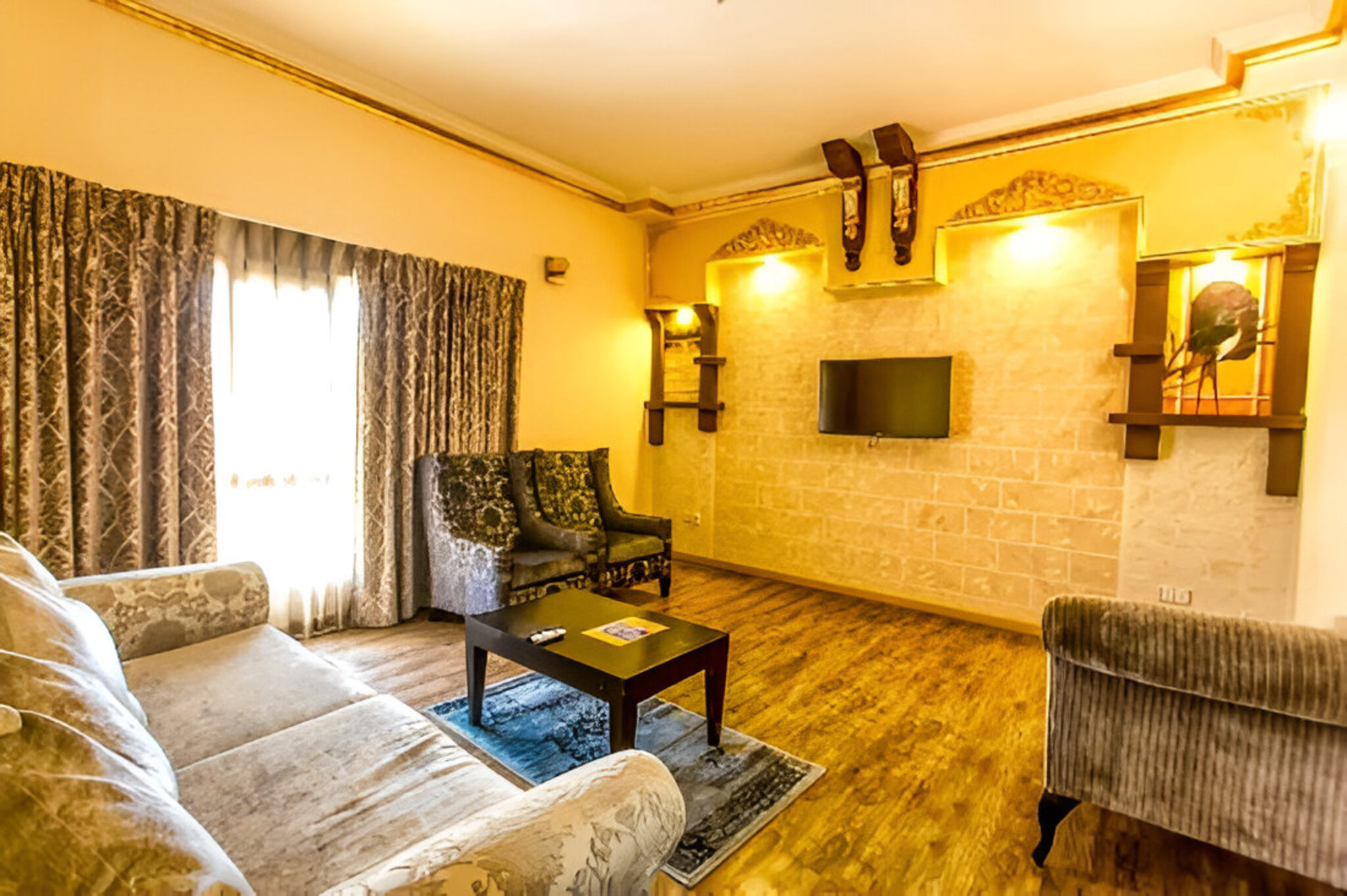 Double or Twin Executive