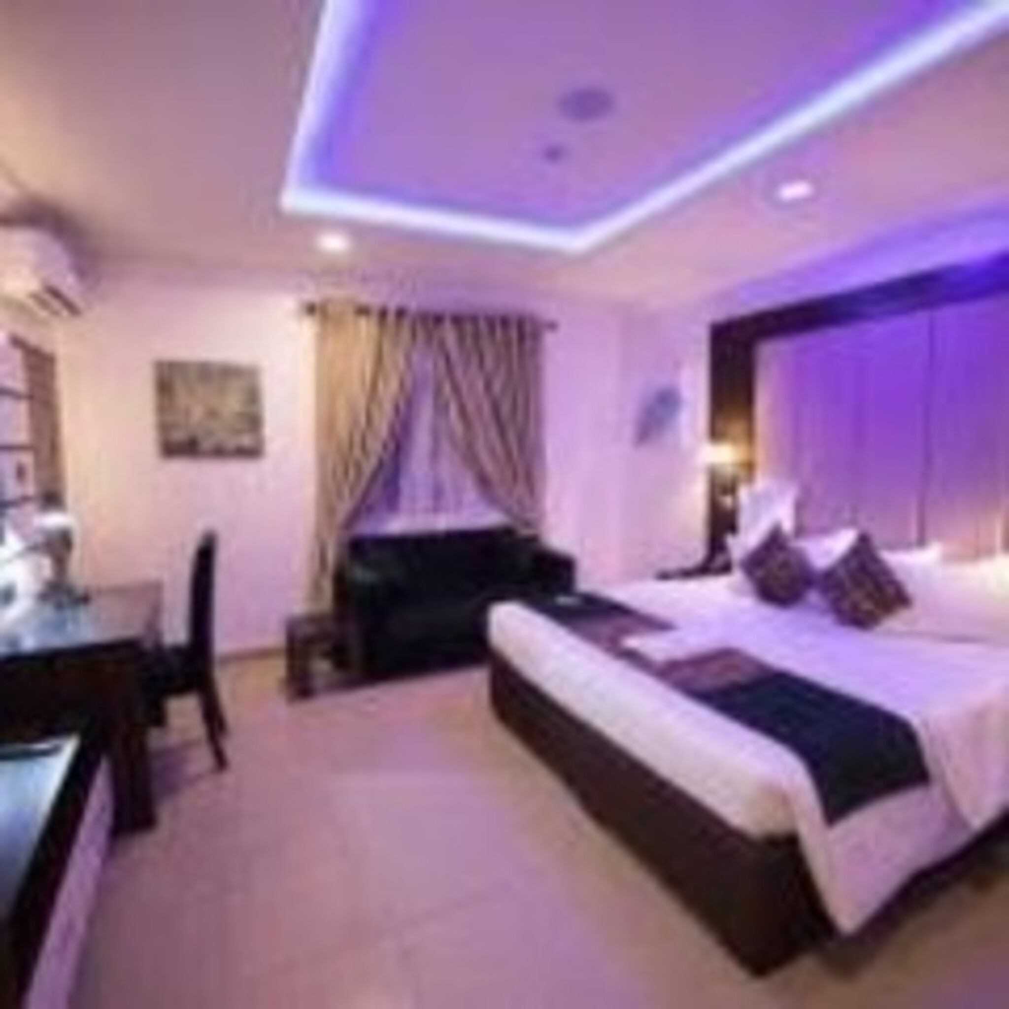 Suite with Double Bed