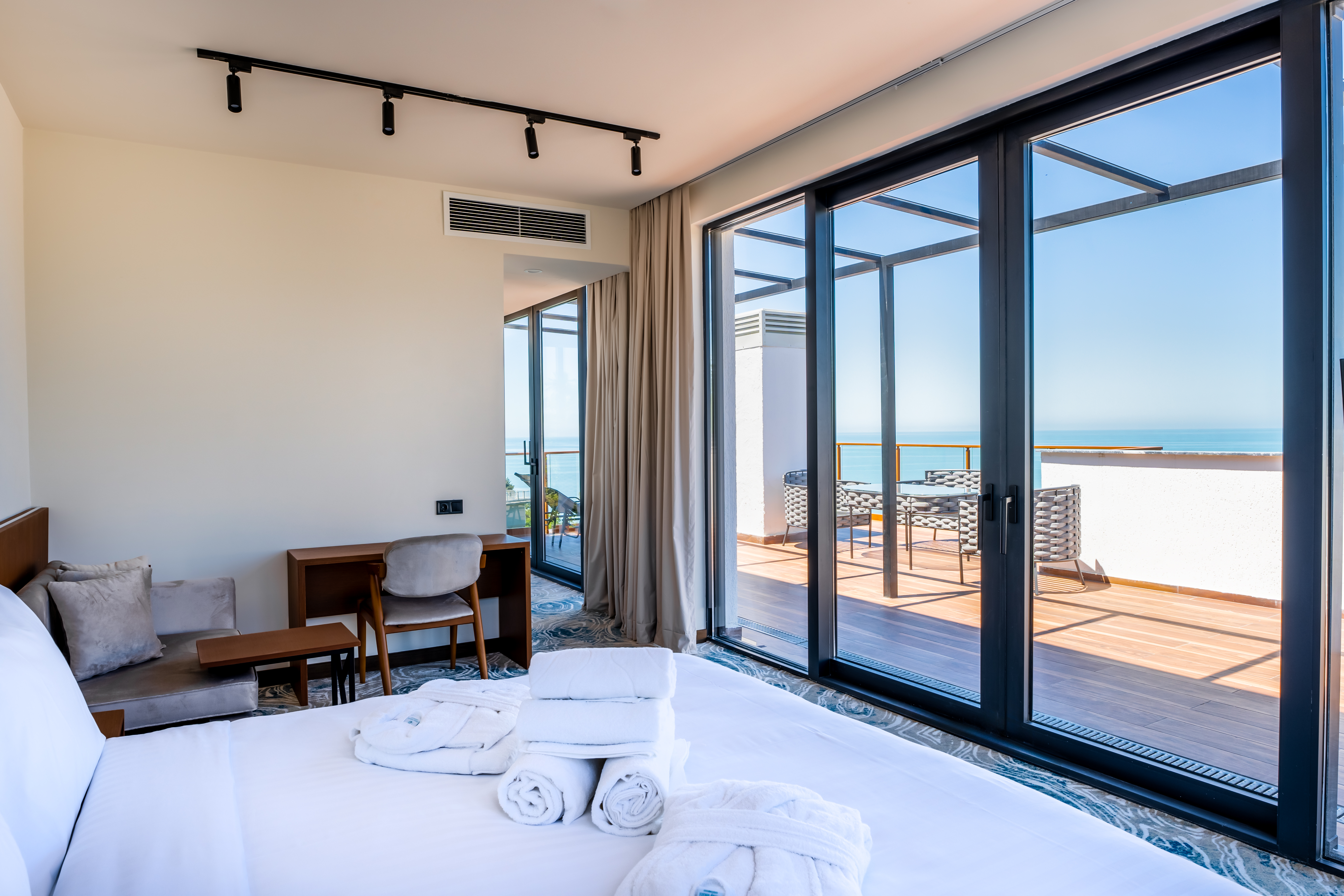 Junior Suite Deluxe One Bed