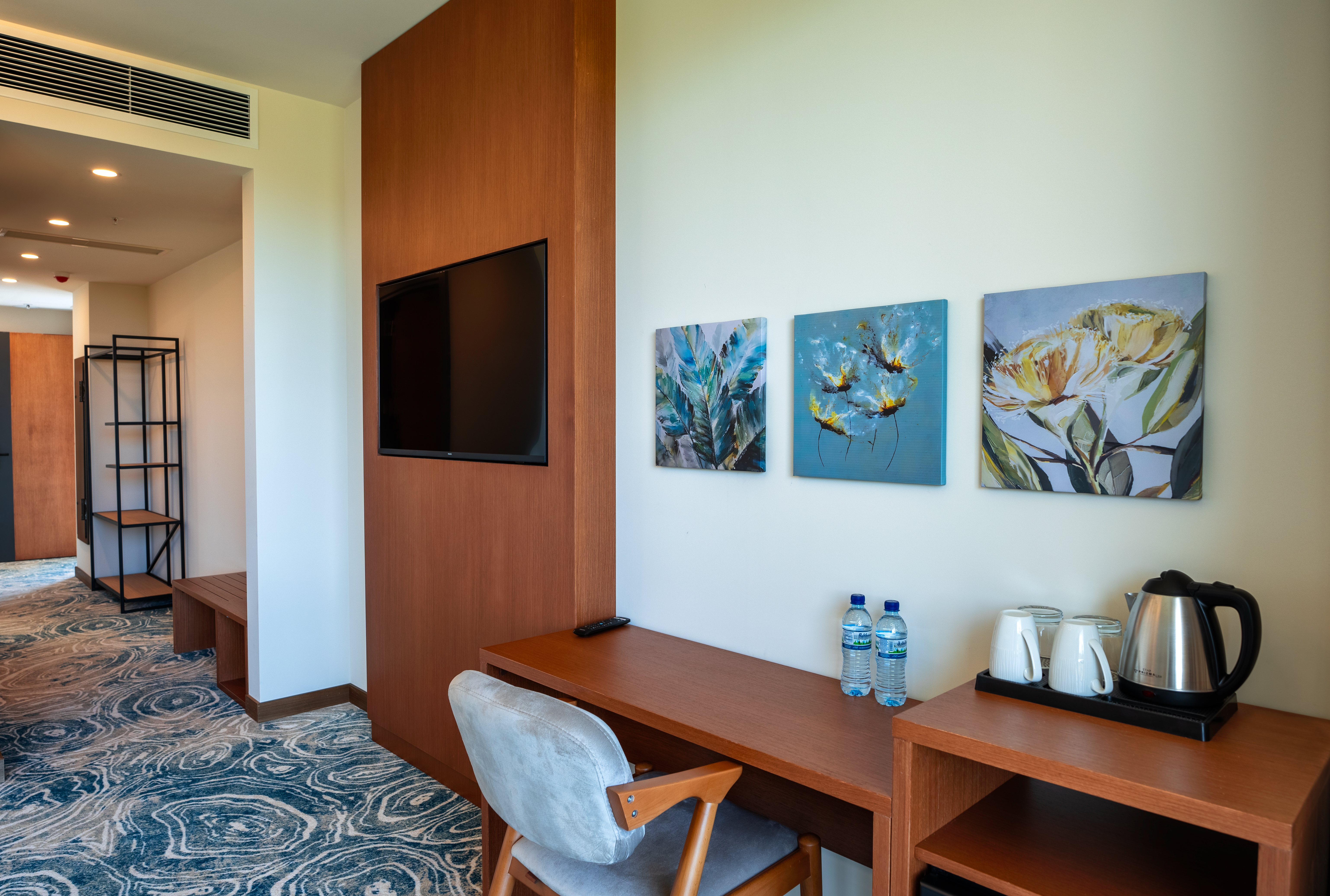 Suite Garden View King Bed