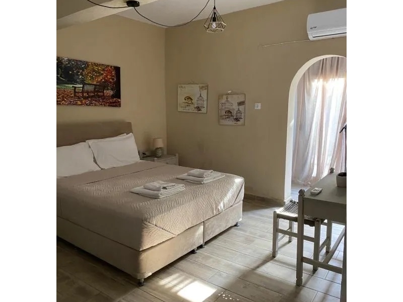 Studio Side Sea View