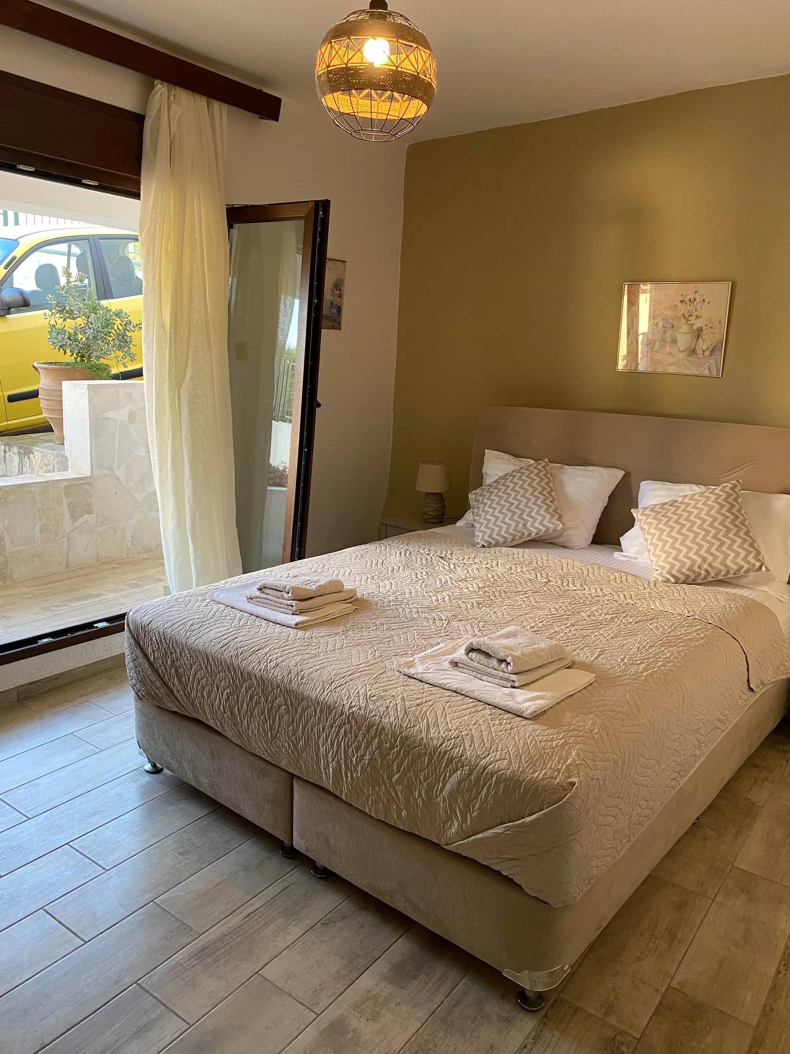 Apartment Two Bedrooms One Bathroom