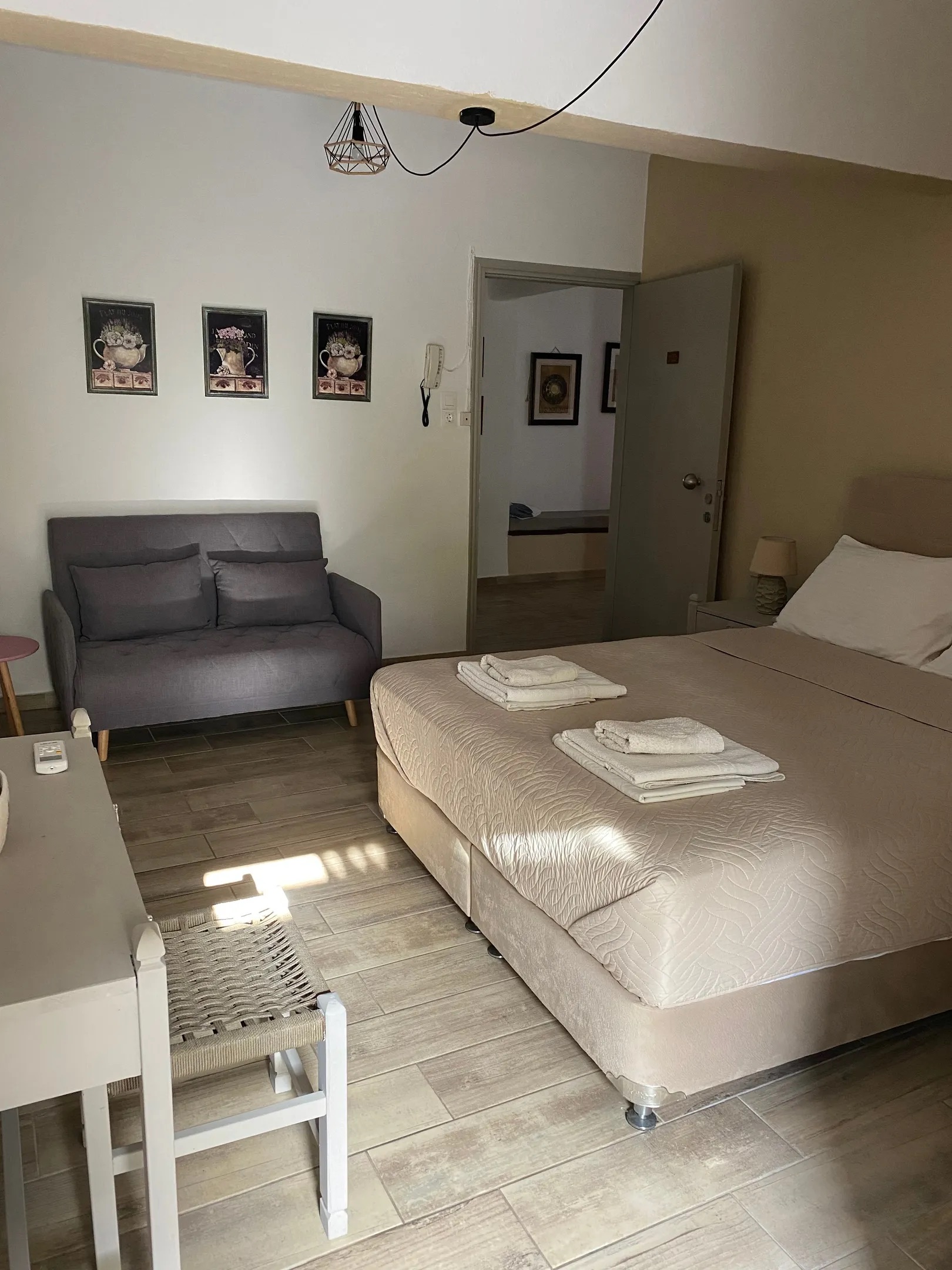 Studio Side Sea View