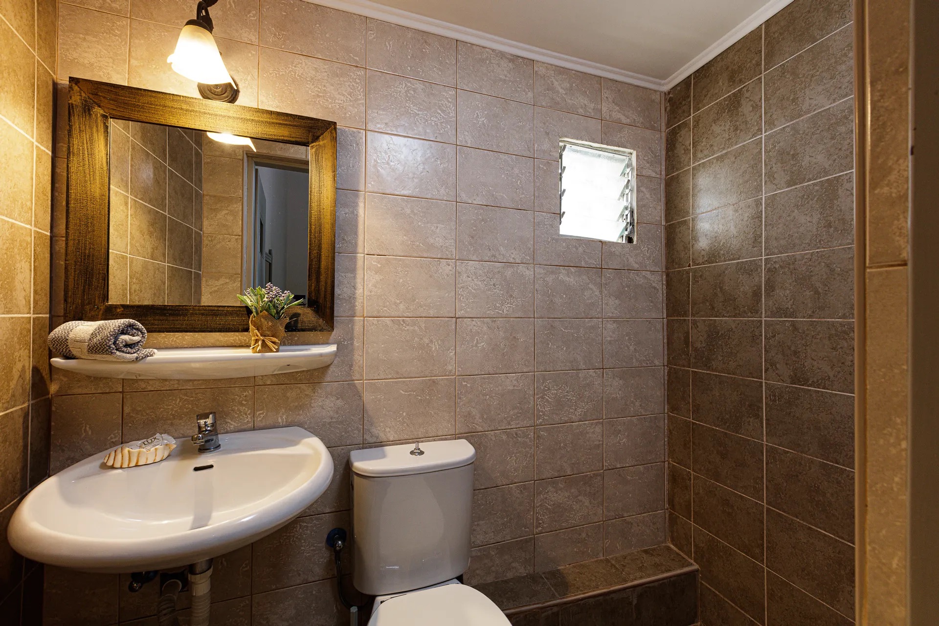 Studio Side Sea View