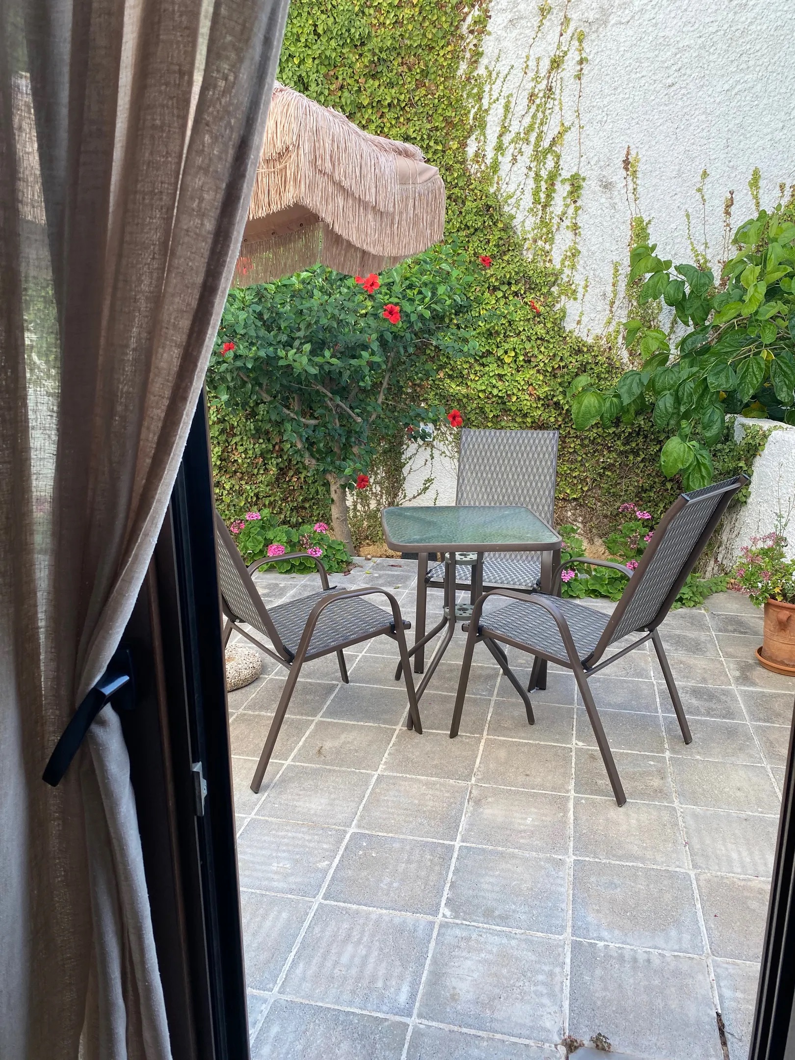 Studio Side Sea View