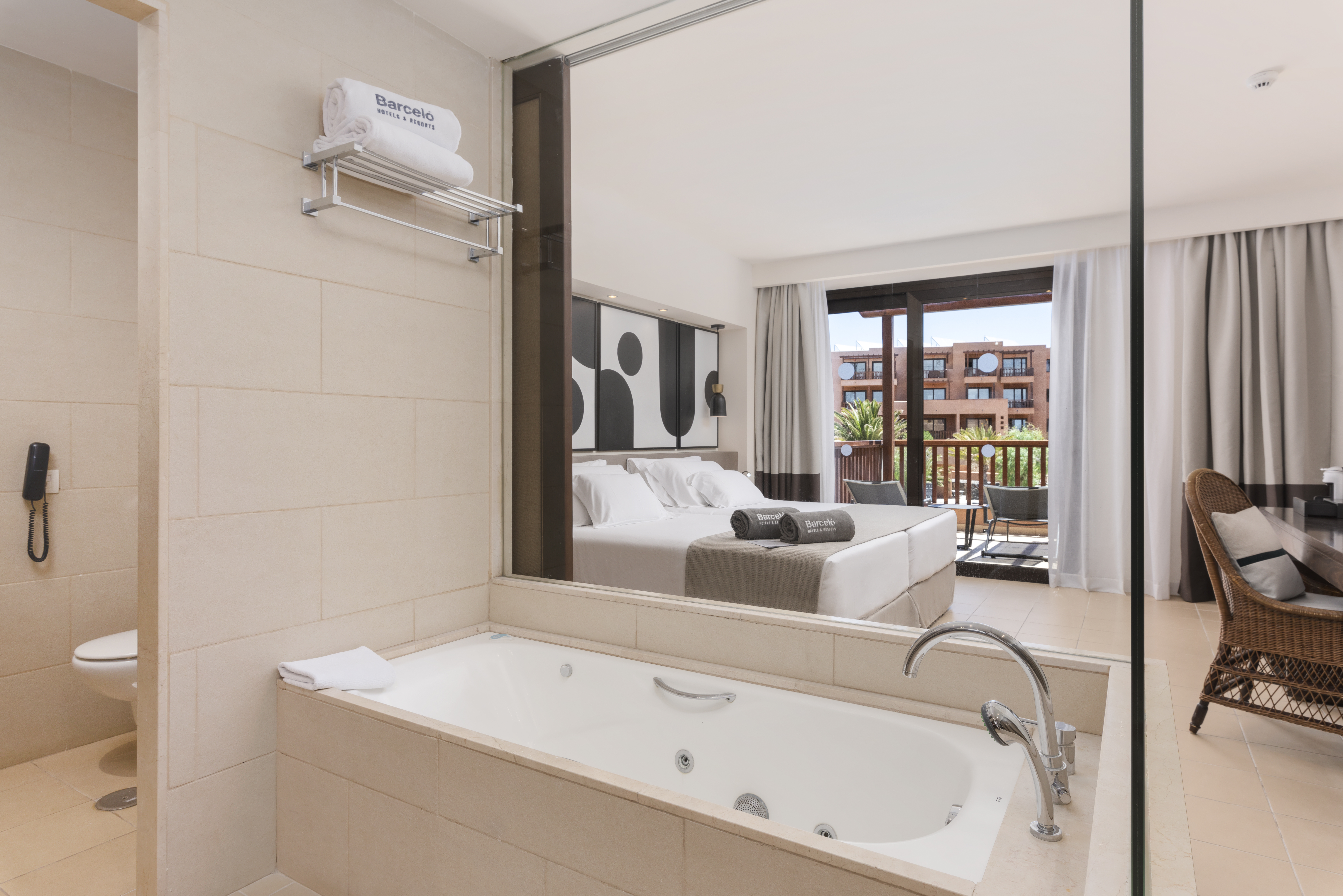 Family Room Connecting Room