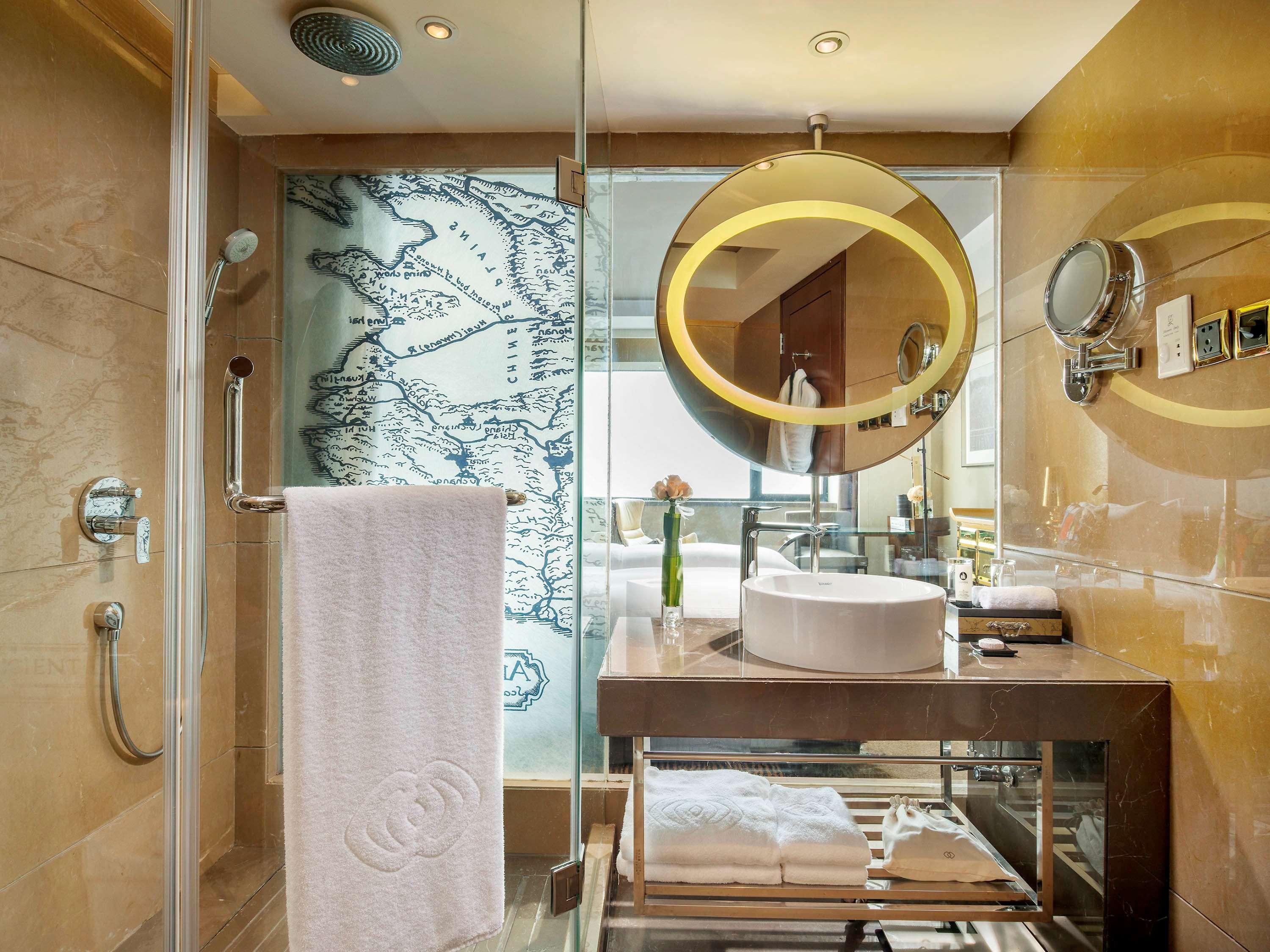 Double Club Superior