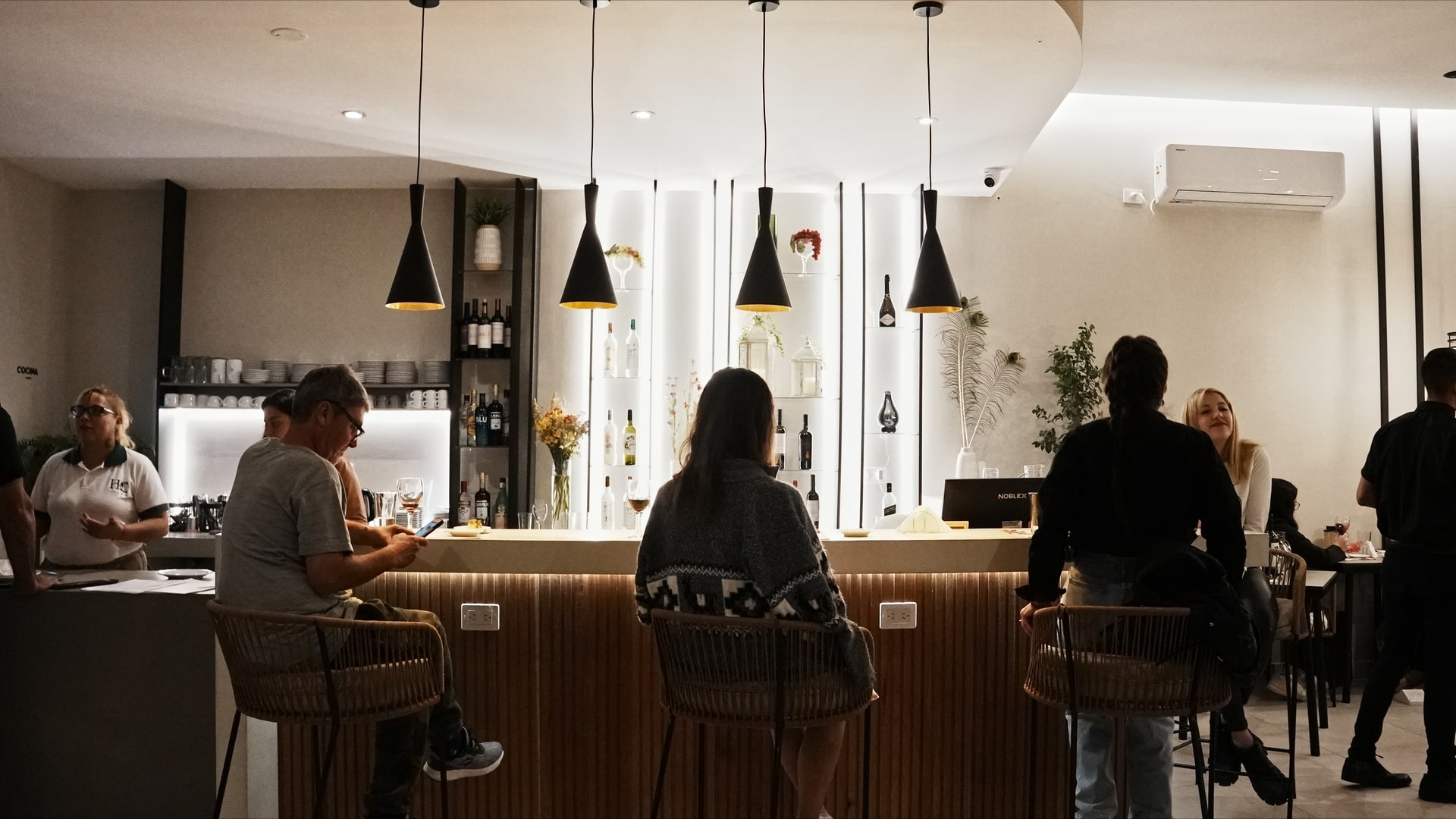 Bar
