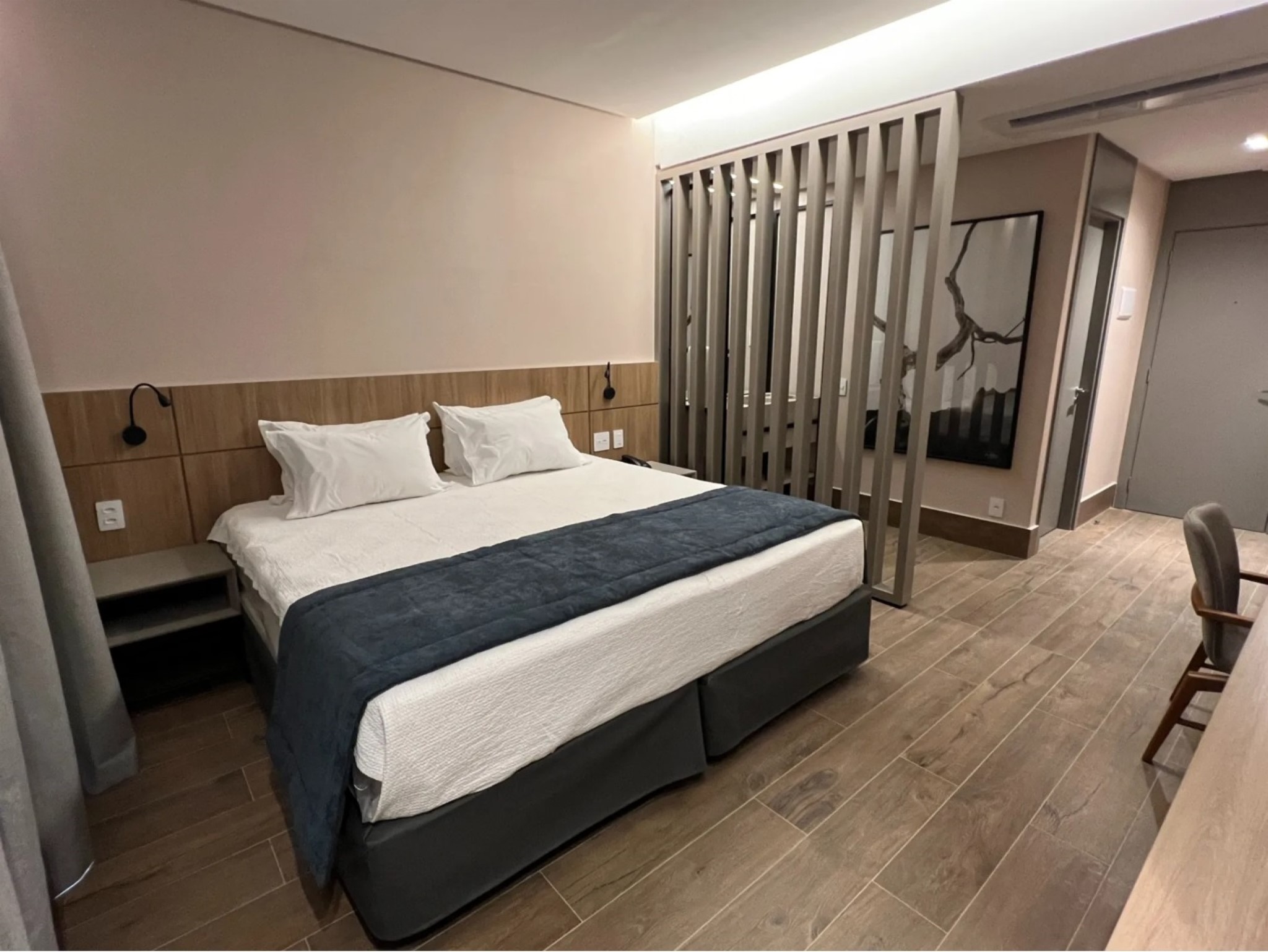 Double Deluxe King Bed