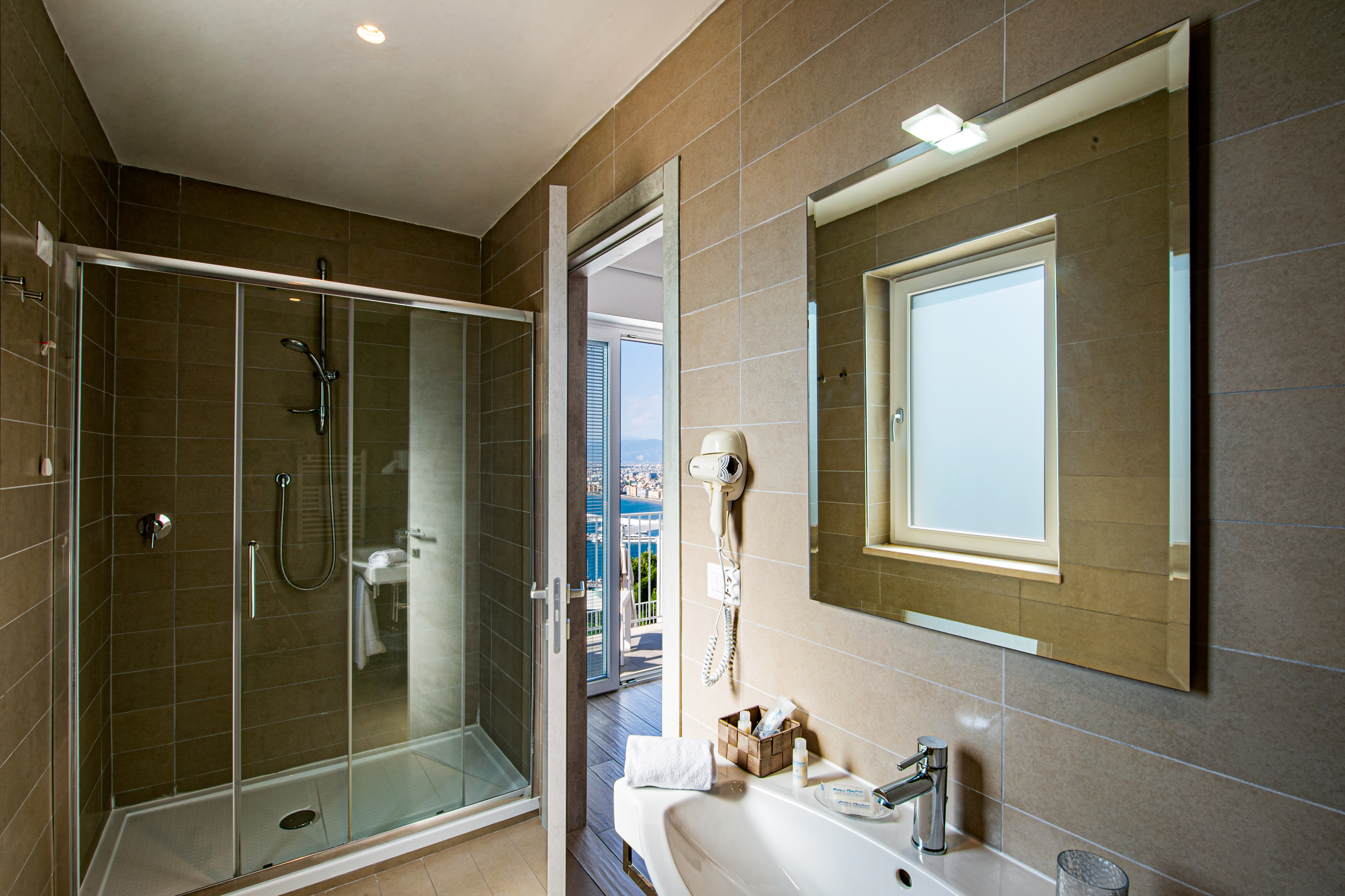 Double Superior Sea View