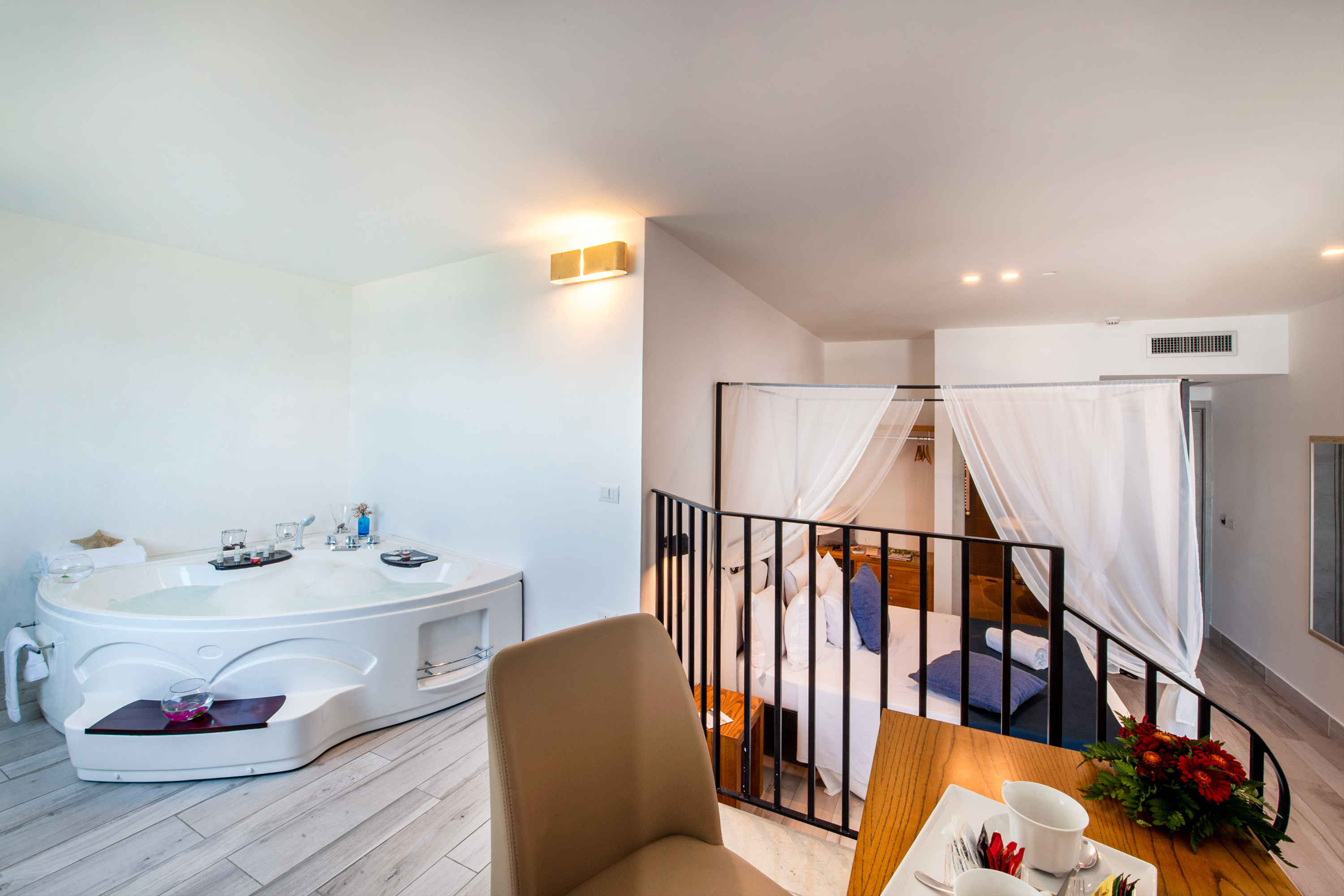 Junior Suite with Jacuzzi