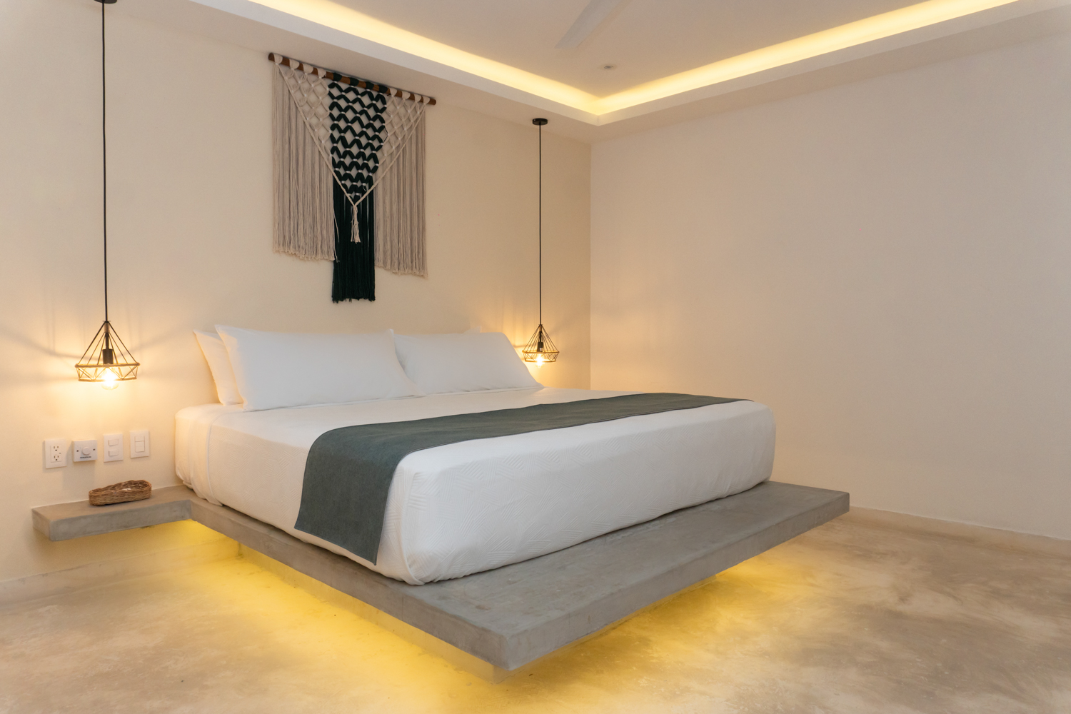 Junior Suite Deluxe King Bed