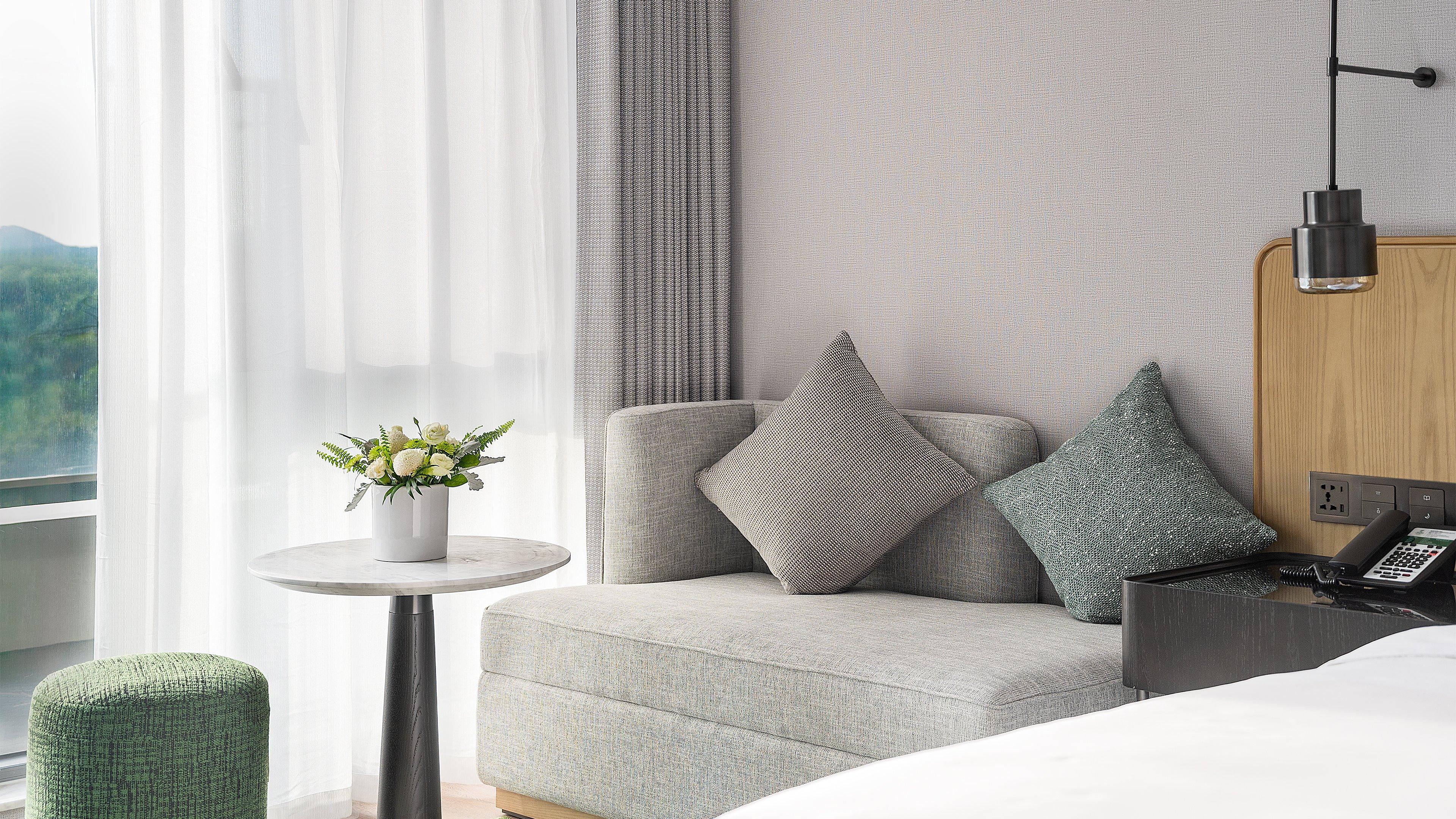 Double Accessible King Size Bed