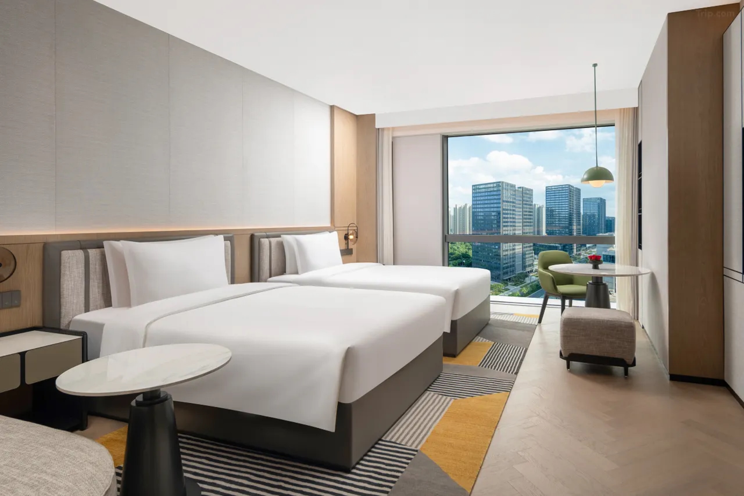 Double or Twin Standard