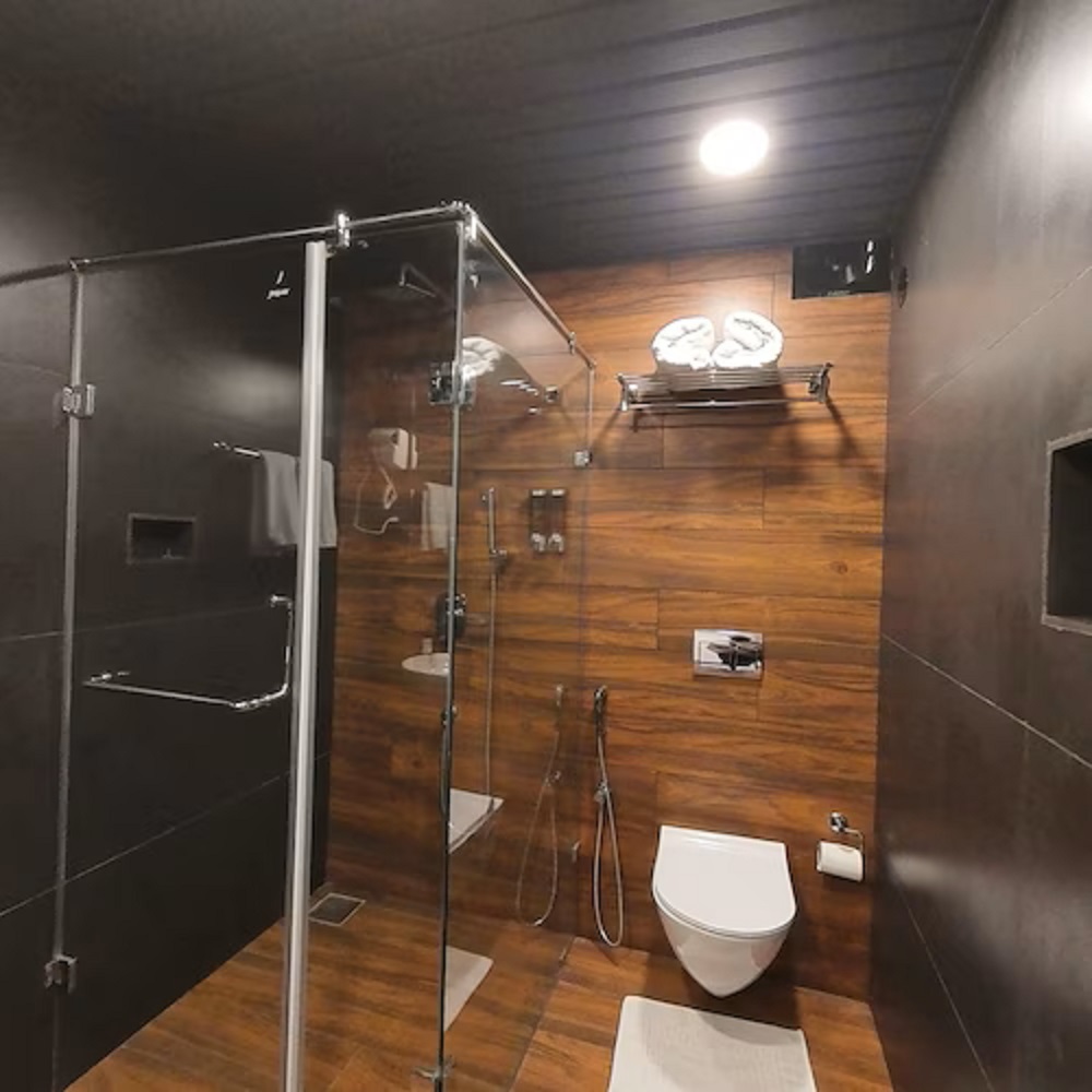 Family Room Executive