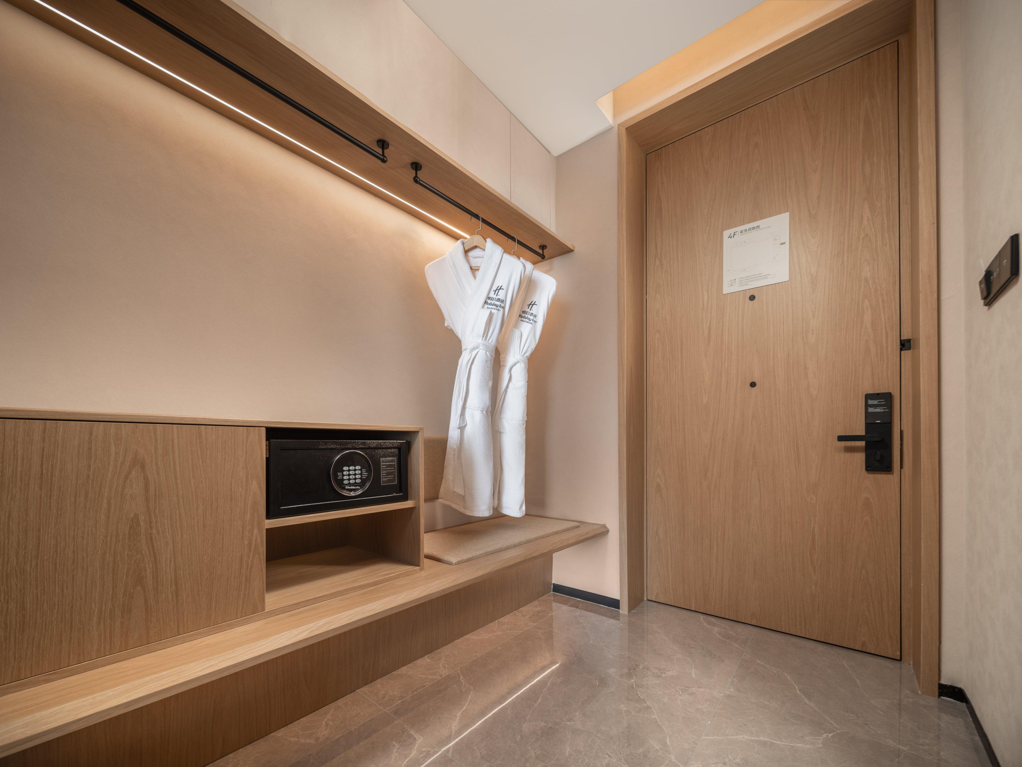 Double or Twin Standard