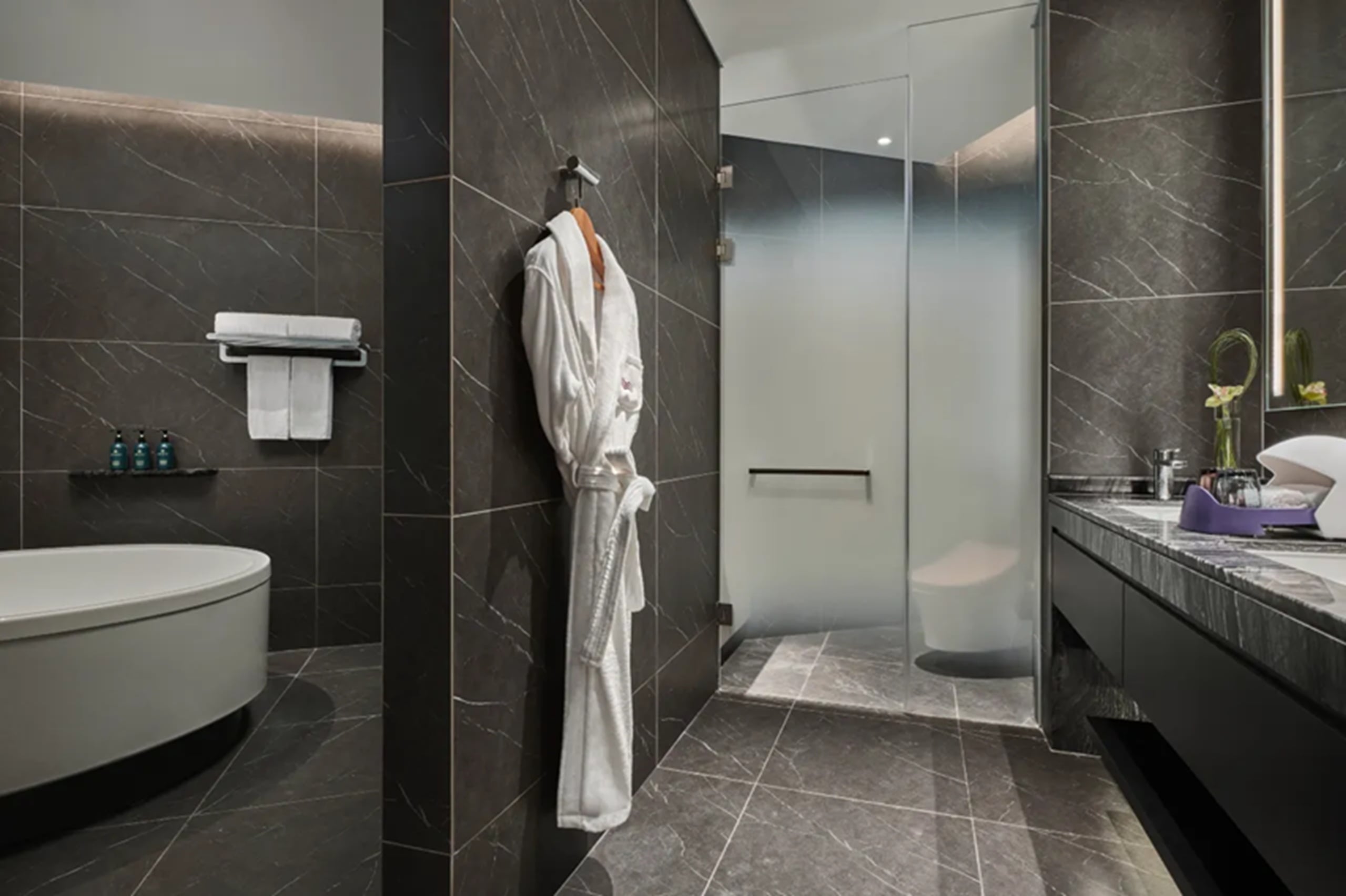 Junior Suite King Size Bed