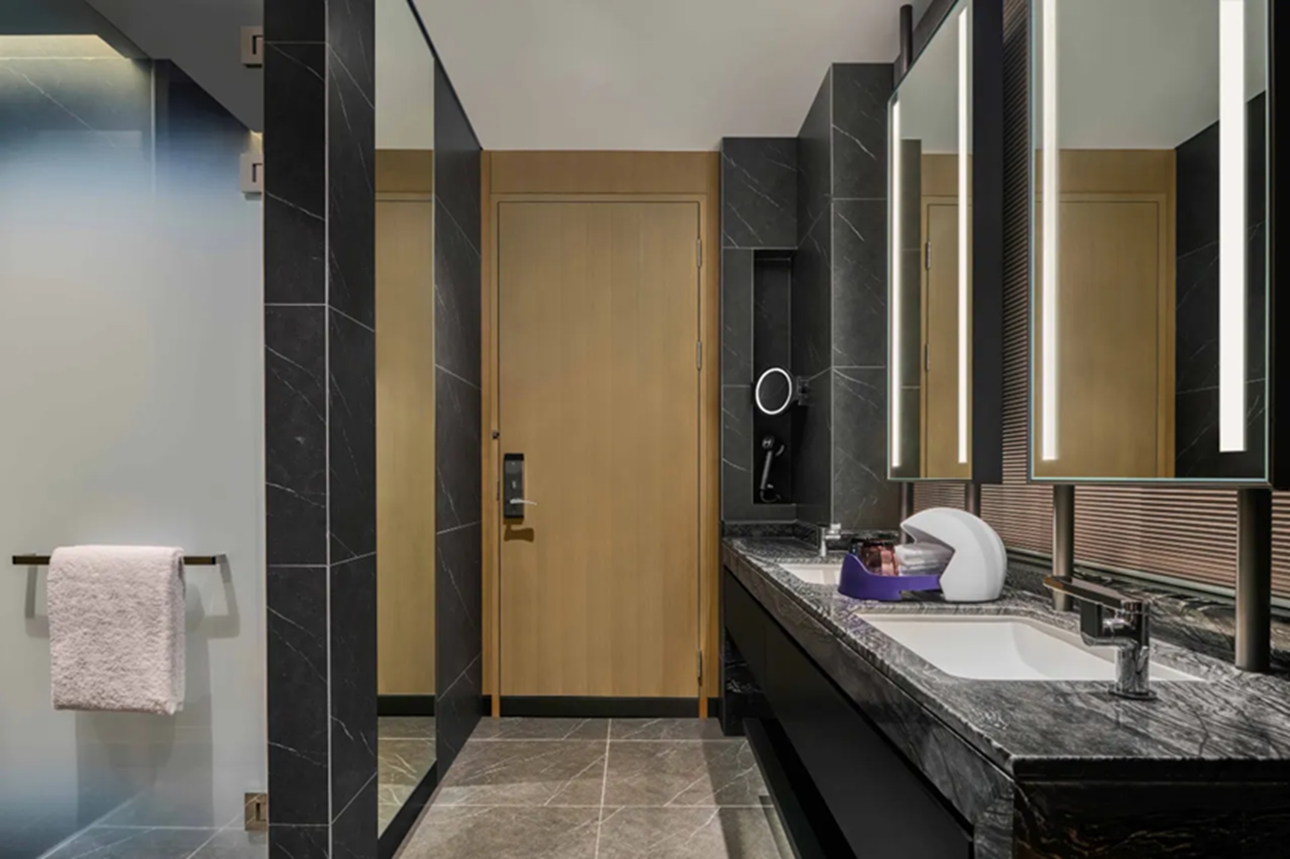 Double or Twin Standard