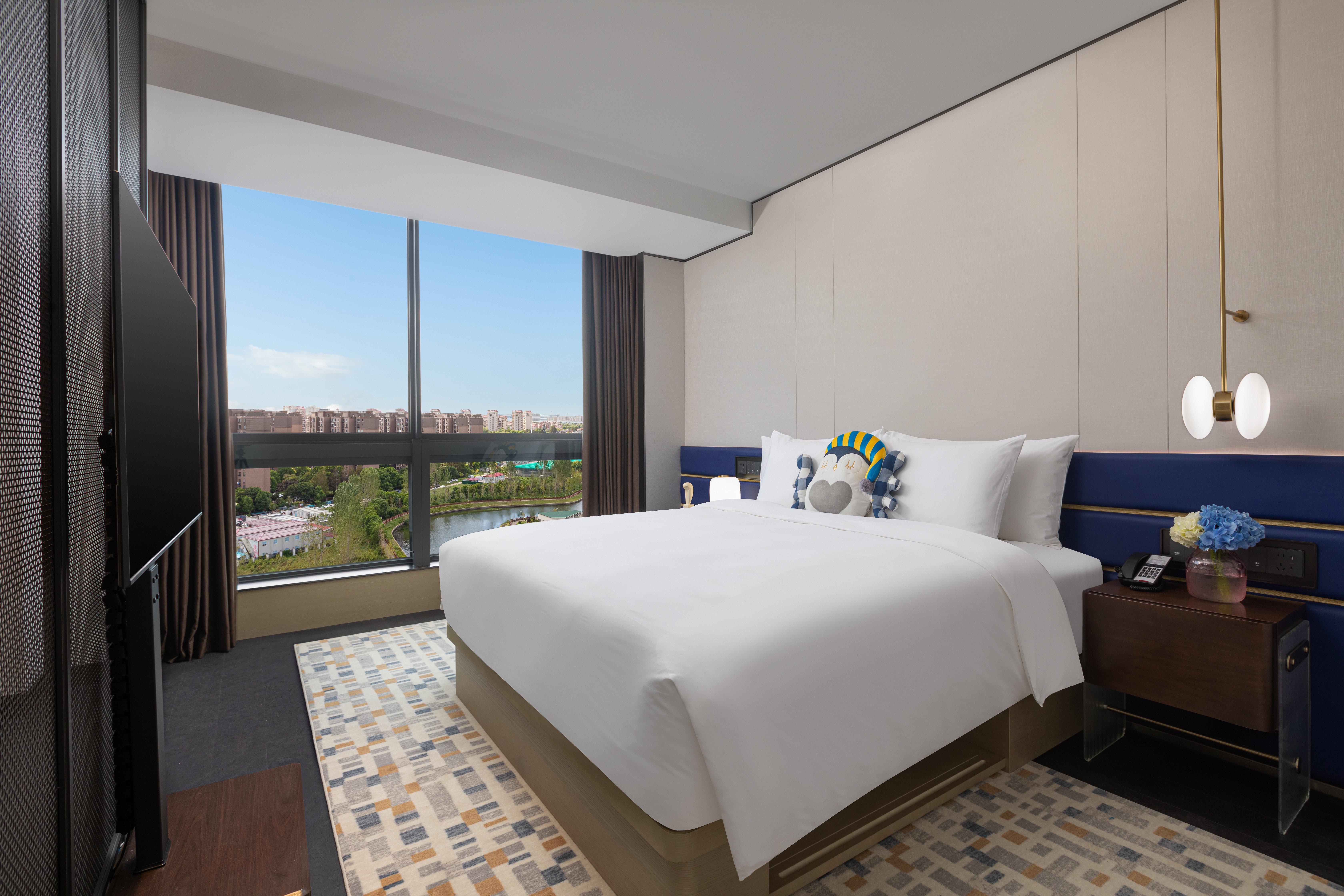 Double King Size Bed