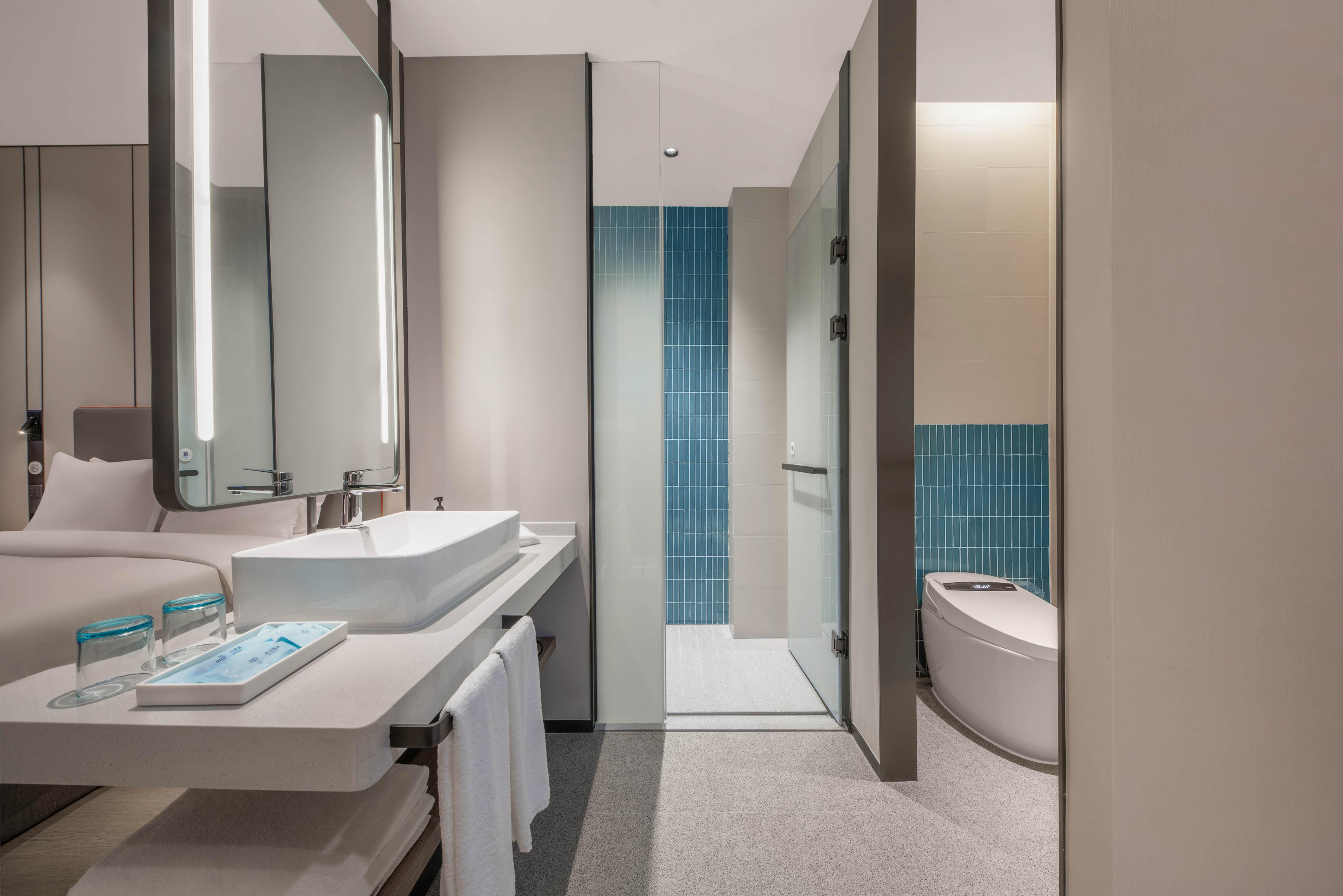 Double or Twin Standard