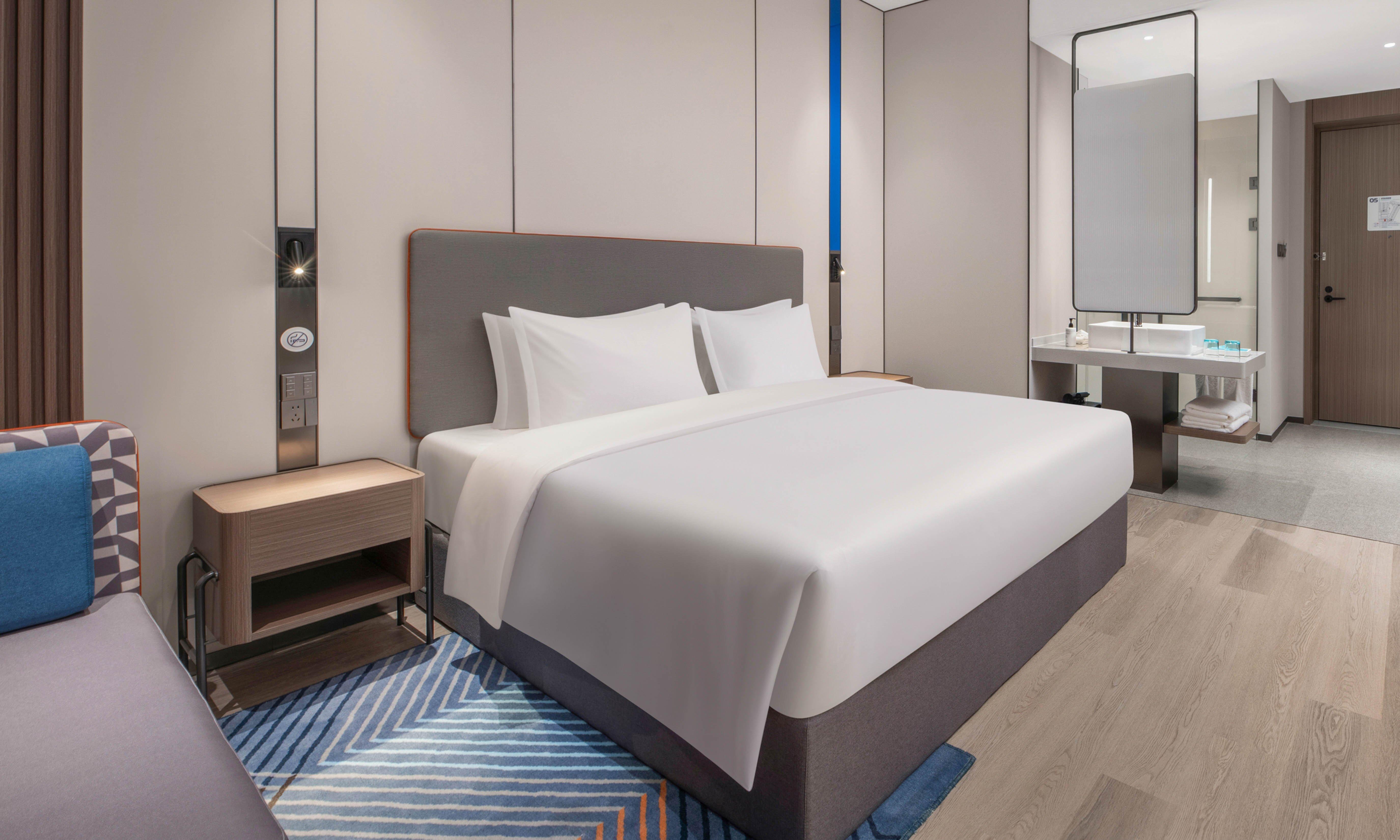 Double King Size Bed