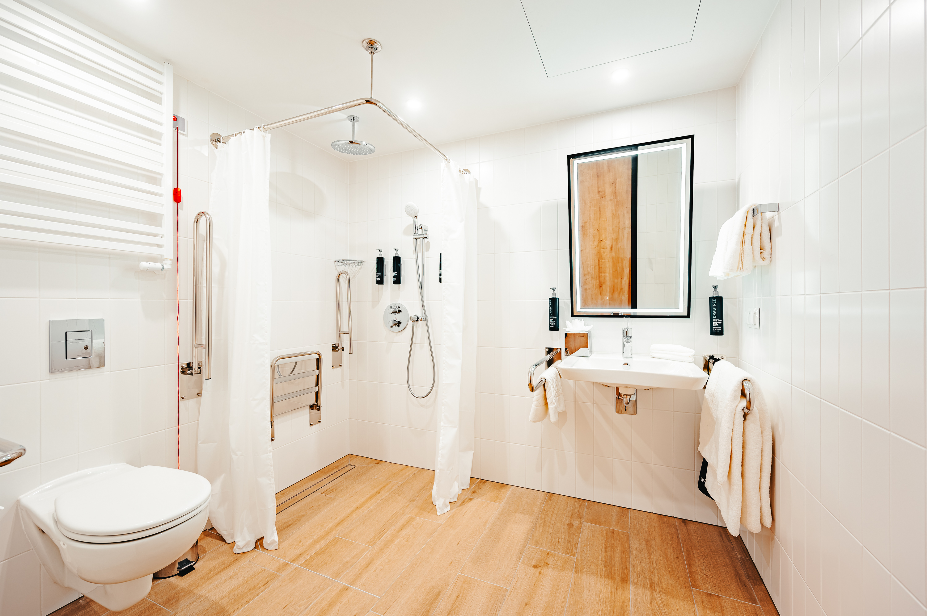 Double Accessible King Size Bed