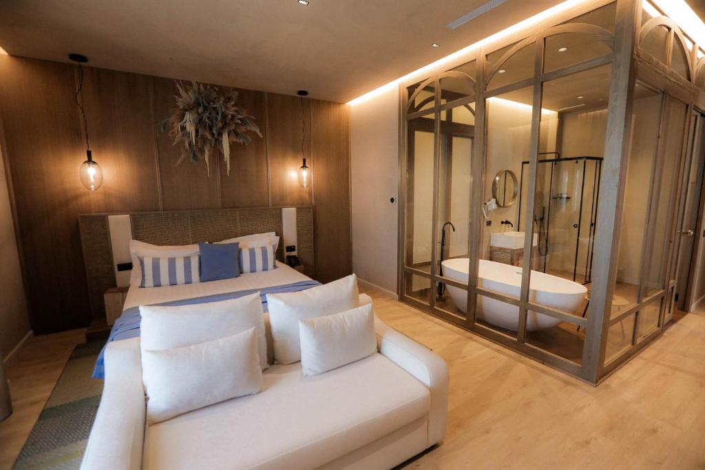 Suite One Bedroom One Bathroom